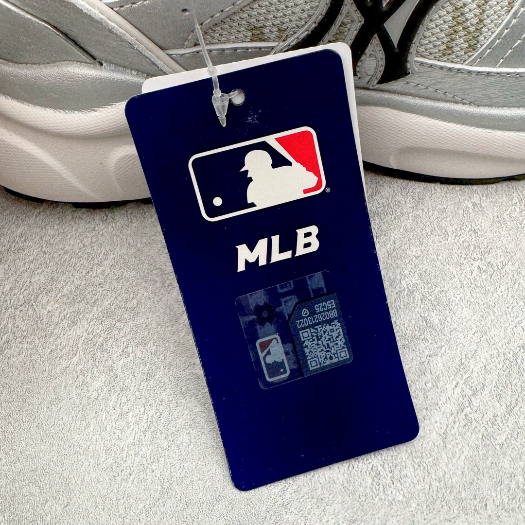 图片[15]-＃DT纯原 MLB Chunky Runner 2024S 复古印花老爹鞋系列低帮轻量增高厚底百搭休闲运动慢跑鞋 Korea韩国联名NY美国榄球纽约洋基队限定 韩国代购专供 全套原楦原纸板原厂数据开发 正确中底拉帮中底网布细节 平台代购专供 左脚内置芯片 韩国代购吊牌标贴 独家一比一RB+MD组合大底 高频后跟小人Logo精准对位立体饱满 正确网布加超迁鞋面 转印中底走线紧密 转印Logo工艺表层防刮不掉色 尺码：35 36 36.5 37.5 38 38.5 39 40 40.5 41 42 42.5 43 44 45-选品中心