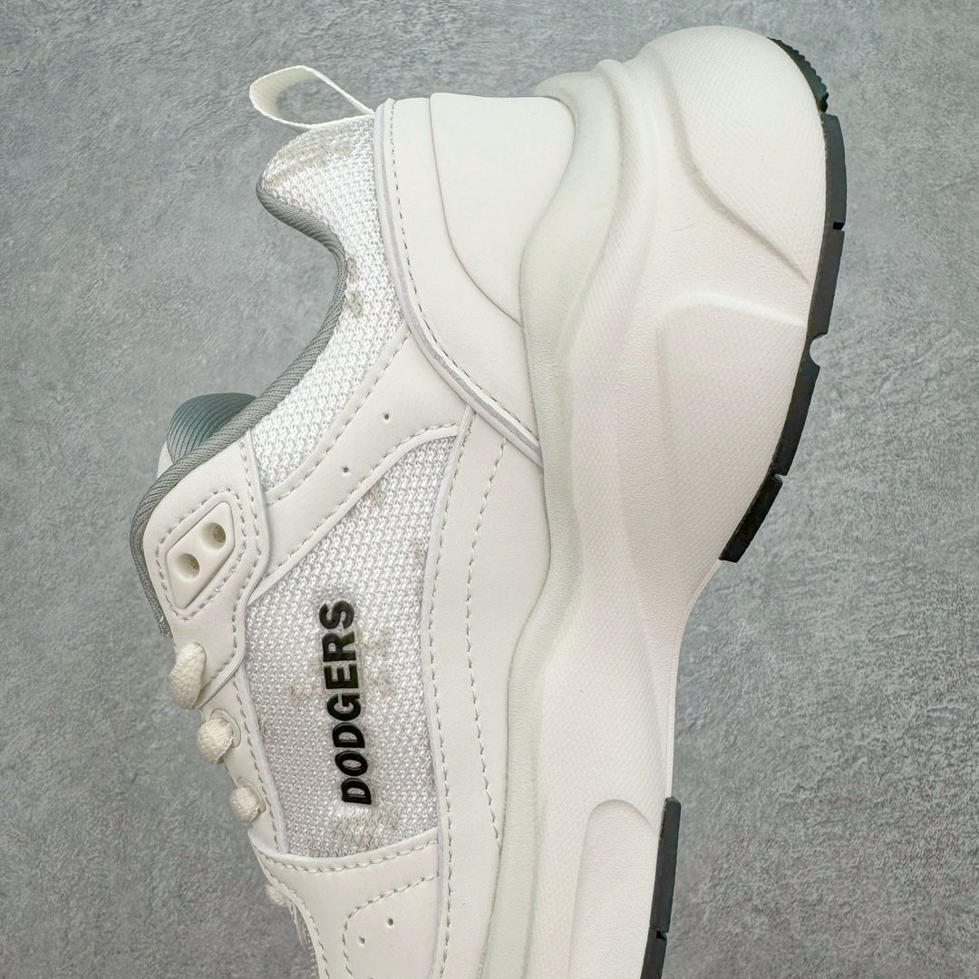 图片[7]-＃DT纯原 MLB Chunky Runner 2024S 复古印花老爹鞋系列低帮轻量增高厚底百搭休闲运动慢跑鞋 Korea韩国联名NY美国榄球纽约洋基队限定 韩国代购专供 全套原楦原纸板原厂数据开发 正确中底拉帮中底网布细节 平台代购专供 左脚内置芯片 韩国代购吊牌标贴 独家一比一RB+MD组合大底 高频后跟小人Logo精准对位立体饱满 正确网布加超迁鞋面 转印中底走线紧密 转印Logo工艺表层防刮不掉色 尺码：35 36 36.5 37.5 38 38.5 39 40 40.5 41 42 42.5 43 44 45-选品中心