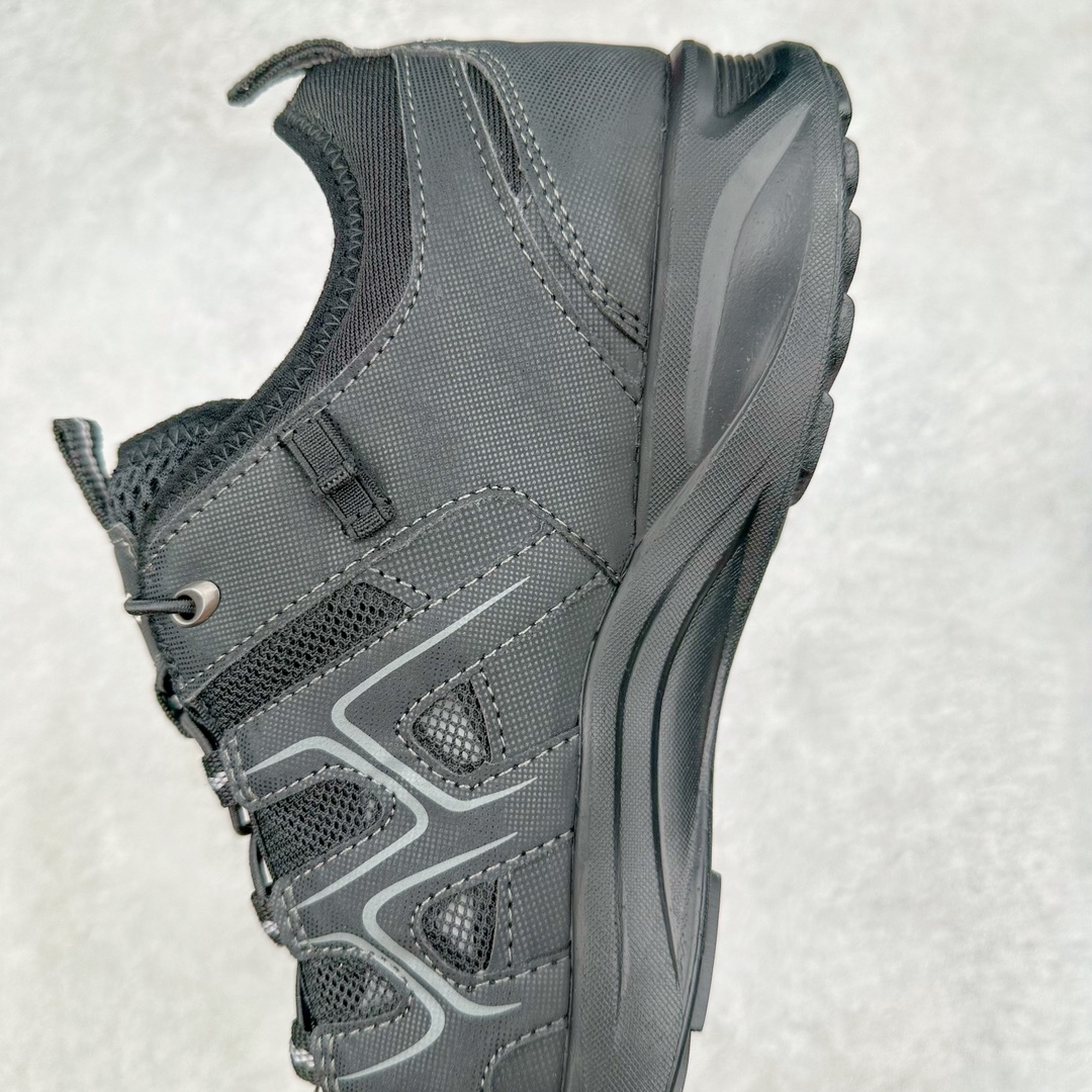 图片[7]-ECCO爱步2024年新款户外鞋防水透气越野跑鞋 健步踪迹系列 鞋面设有GORE-TEX防水薄膜 给你贴心防水保护 防水透气 直接注塑工艺连接鞋面与鞋底 一体成型 合脚稳固 BIOM自然律动科技鞋楦 符合人体工学 长效缓震带来裸足体验 橡胶大底 结合橡胶凸起鞋钉设计 适应多种地形 提供强劲抓地力与耐磨性 稳定支撑 越野无束 尺码：39 40 41 42 43 44（正常码）-选品中心