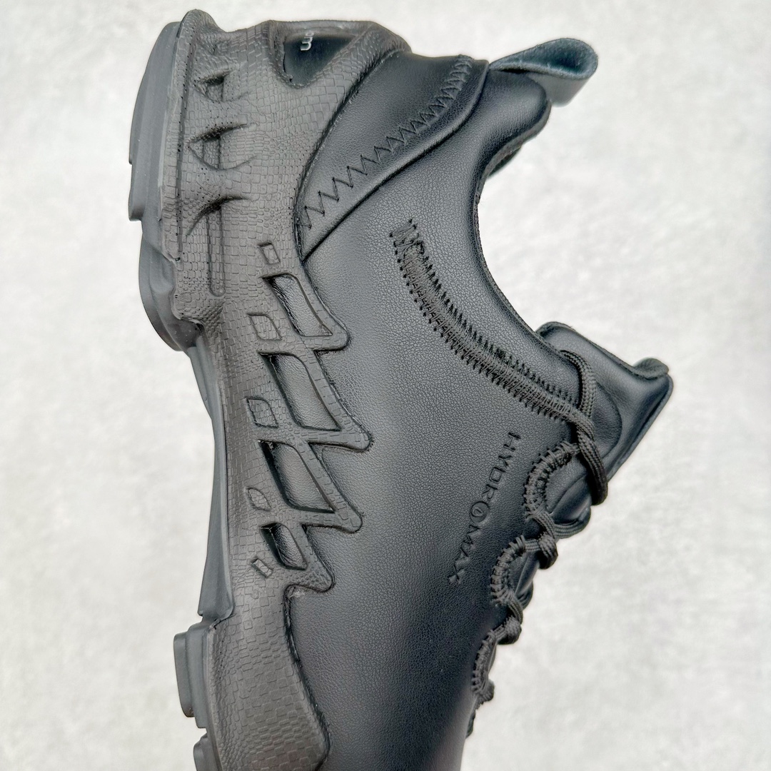 图片[6]-ECCO爱步2024年新款户外鞋防水透气越野跑鞋 健步踪迹系列 鞋面设有GORE-TEX防水薄膜 给你贴心防水保护 防水透气 直接注塑工艺连接鞋面与鞋底 一体成型 合脚稳固 BIOM自然律动科技鞋楦 符合人体工学 长效缓震带来裸足体验 橡胶大底 结合橡胶凸起鞋钉设计 适应多种地形 提供强劲抓地力与耐磨性 稳定支撑 越野无束 尺码：39 40 41 42 43 44（正常码）-选品中心