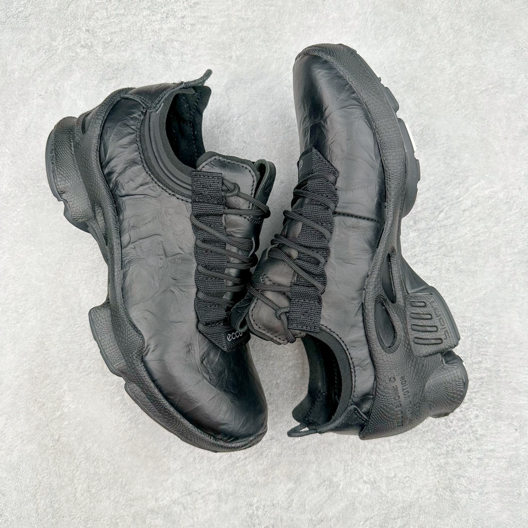 图片[3]-ECCO爱步2024年新款户外鞋防水透气越野跑鞋 健步踪迹系列 鞋面设有GORE-TEX防水薄膜 给你贴心防水保护 防水透气 直接注塑工艺连接鞋面与鞋底 一体成型 合脚稳固 BIOM自然律动科技鞋楦 符合人体工学 长效缓震带来裸足体验 橡胶大底 结合橡胶凸起鞋钉设计 适应多种地形 提供强劲抓地力与耐磨性 稳定支撑 越野无束 尺码：39 40 41 42 43 44（正常码）-选品中心
