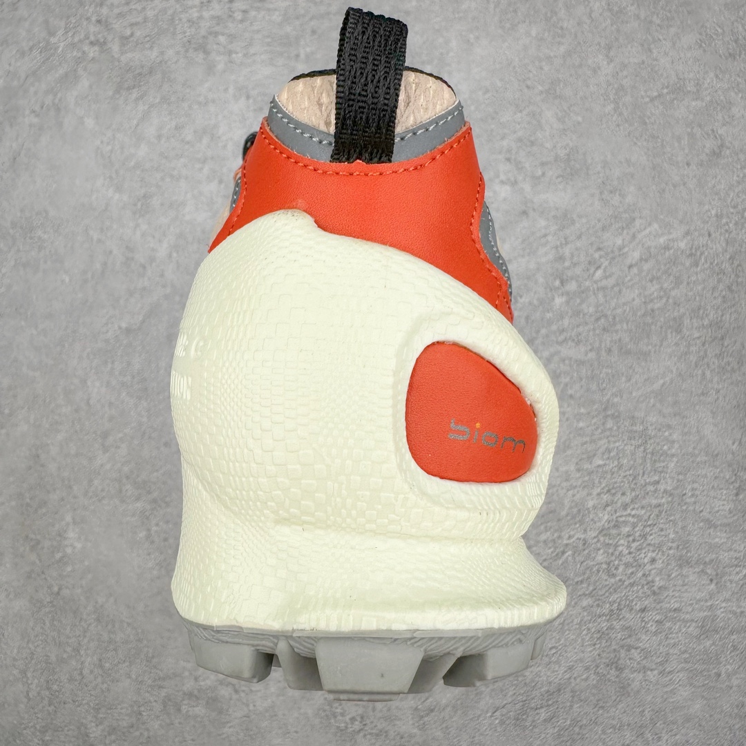 图片[8]-ECCO爱步2024年新款户外鞋防水透气越野跑鞋 健步踪迹系列 鞋面设有GORE-TEX防水薄膜 给你贴心防水保护 防水透气 直接注塑工艺连接鞋面与鞋底 一体成型 合脚稳固 BIOM自然律动科技鞋楦 符合人体工学 长效缓震带来裸足体验 橡胶大底 结合橡胶凸起鞋钉设计 适应多种地形 提供强劲抓地力与耐磨性 稳定支撑 越野无束 尺码：39 40 41 42 43 44（正常码）-选品中心