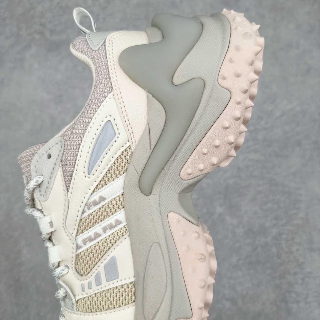 图片[7]-FILA FUSION 斐乐鱼翅3.0摩登潮牌防滑耐磨轻便运动鞋 FUSION 系列传承了 FILA 的百年基因，融入年轻运动及潮流文化，成为引领变革、创新突破的一代。以“1+N” 的跨界合作模式重现经典的同时创造经典。带来最出其不意的跨界合作惊喜。同时，FILAFUSION把FILA 的 DNA 融入到定制体验里，你可以随心制造厲于你的产品。FILA FUSION 的鞋家族涵盖了老爹鞋、跑步鞋、网球鞋、季节款。风格复古新潮，满足了时尚人士出行及各类运动的搭配需求，成为当下年轻人筷拥的鞋类品牌之一。FILA FUSION 走进年轻人的世界，通过年轻人运动，街舞，滑板，篮球，展现 FILA FUSION 的潮流态度和年轻文化。FILA FUSION 认为末来属于引领变革、创新突破的年轻一代，让我们一起构成 FILA 未来的蓝图吧！尺码：35.5 36 36.5 37.5 38 38.5 39 40 40.5 41 42 42.5 43 44 44.5 45-选品中心