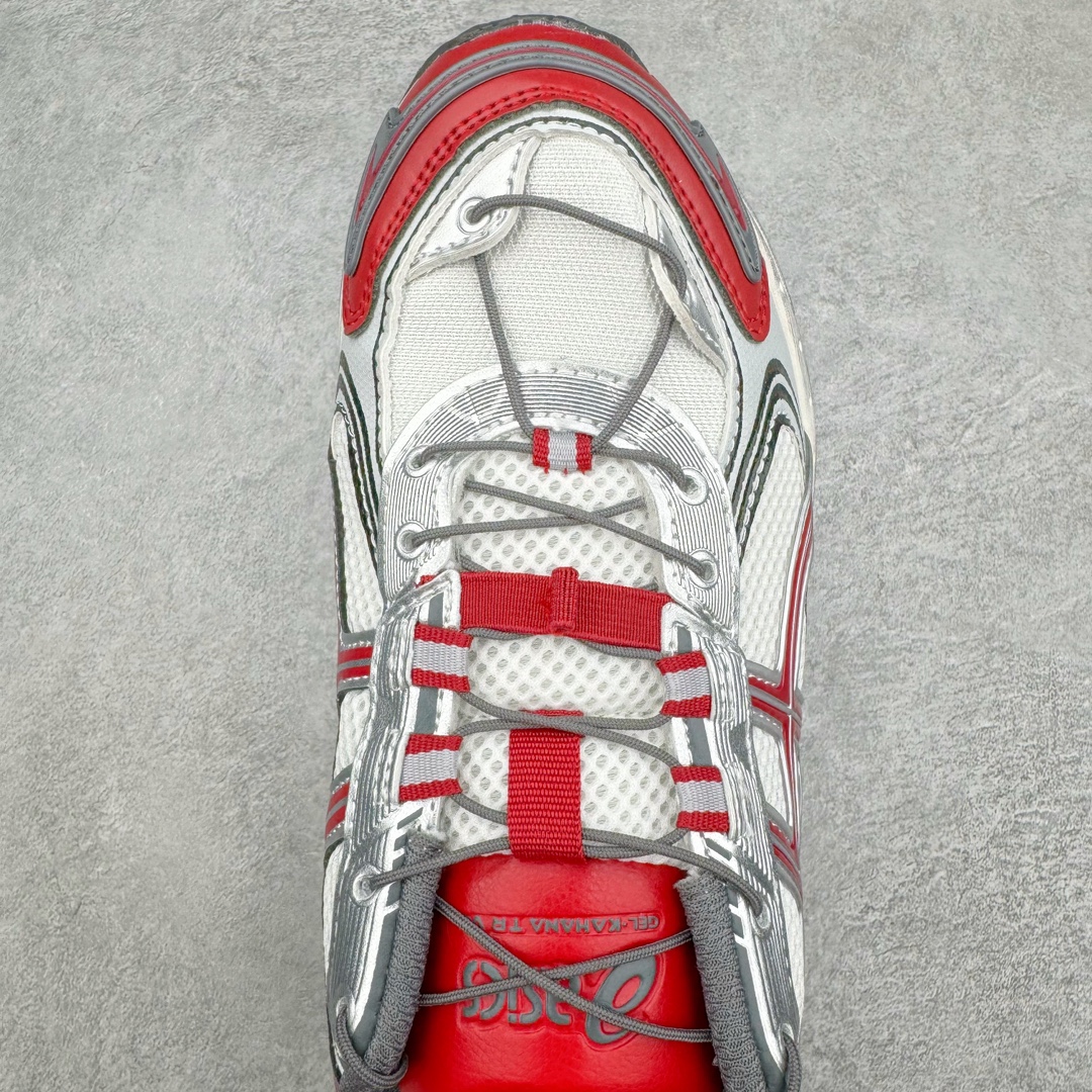 图片[4]-ASICS Gel-Kahana TR V4 亚瑟士机能户外风系列低帮轻量缓震休闲运动跑步鞋 身处城市的喧嚣，内心的想象却永不停歇，Z世代处于现实的繁忙中始终想象着生活的另一种可能和对未知的展望。想象并非背离现实，而是对自我最真实的期待。为鼓励新世代青年唤起对自我的正向的想象，并展开积极的行动，ASICS亚瑟士于2024释出全新主题——唤想自定义。率先推出鞋款GEL-KAHANA TR V4，将出色的城市潮流与户外机能融为一体，实现无界想象与唤回真实自我的完美连结。于城市绽放姿态，唤想自定义。GEL-KAHANA TR V4融合了极具户外型格的设计细节。鞋款大底与中底采用了AHAR耐磨橡胶与GEL缓震胶技术，拥有良好的抓地力与舒适的穿着体验。鞋底所使用的一体化TPU稳定片，为更好地贴合GEL-KAHANA TR V4而全新开模再造，能有效防止脚部过度扭转与侧翻，在提供优秀稳定性的同时，进一步增强了鞋款的机能设计美学。快速系带系统在方便穿戴的同时，为户外运动提供了更优的防护。 GEL-KAHANA TR V4为日常穿着提供稳定、舒适的支撑，鼓励每个人在城市空间中的大胆探索，追寻无拘束的旷野之梦。尺码：36 37 37.5 38 39 39.5 40.5 41.5 42 42.5 43.5 44 44.5 45-选品中心