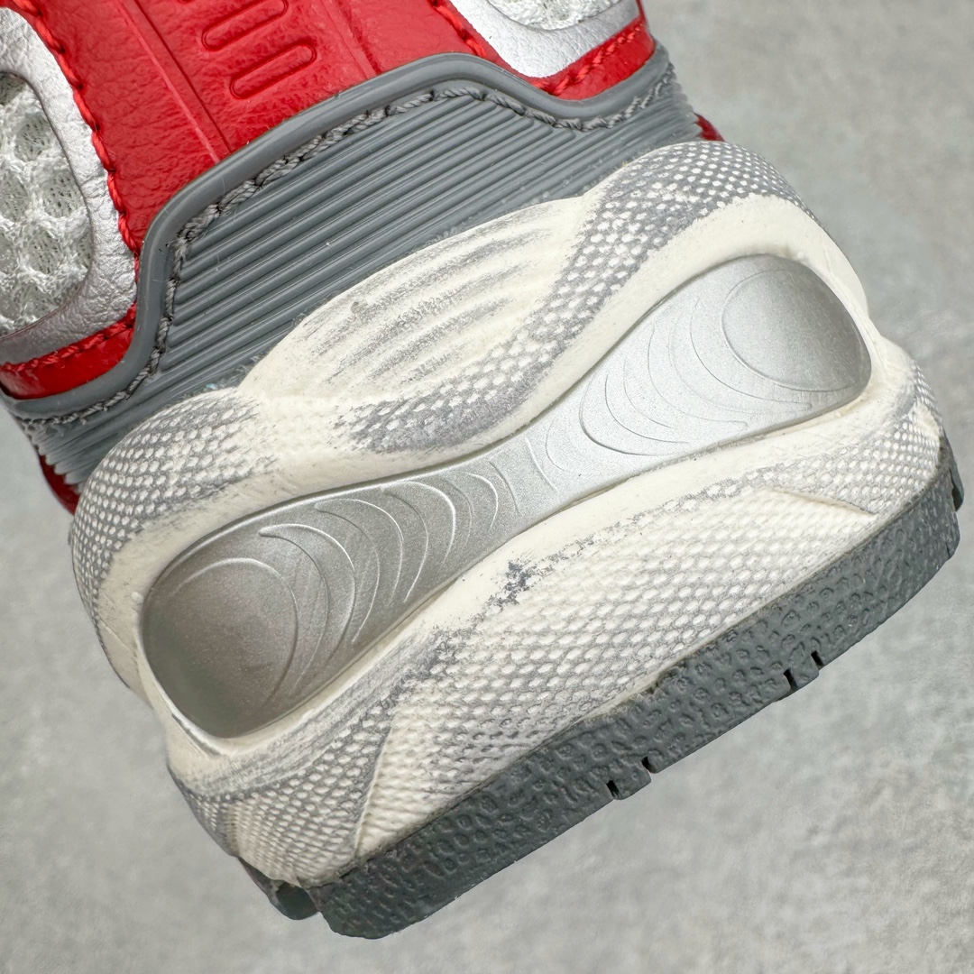 图片[13]-ASICS Gel-Kahana TR V4 亚瑟士机能户外风系列低帮轻量缓震休闲运动跑步鞋 身处城市的喧嚣，内心的想象却永不停歇，Z世代处于现实的繁忙中始终想象着生活的另一种可能和对未知的展望。想象并非背离现实，而是对自我最真实的期待。为鼓励新世代青年唤起对自我的正向的想象，并展开积极的行动，ASICS亚瑟士于2024释出全新主题——唤想自定义。率先推出鞋款GEL-KAHANA TR V4，将出色的城市潮流与户外机能融为一体，实现无界想象与唤回真实自我的完美连结。于城市绽放姿态，唤想自定义。GEL-KAHANA TR V4融合了极具户外型格的设计细节。鞋款大底与中底采用了AHAR耐磨橡胶与GEL缓震胶技术，拥有良好的抓地力与舒适的穿着体验。鞋底所使用的一体化TPU稳定片，为更好地贴合GEL-KAHANA TR V4而全新开模再造，能有效防止脚部过度扭转与侧翻，在提供优秀稳定性的同时，进一步增强了鞋款的机能设计美学。快速系带系统在方便穿戴的同时，为户外运动提供了更优的防护。 GEL-KAHANA TR V4为日常穿着提供稳定、舒适的支撑，鼓励每个人在城市空间中的大胆探索，追寻无拘束的旷野之梦。尺码：36 37 37.5 38 39 39.5 40.5 41.5 42 42.5 43.5 44 44.5 45-选品中心