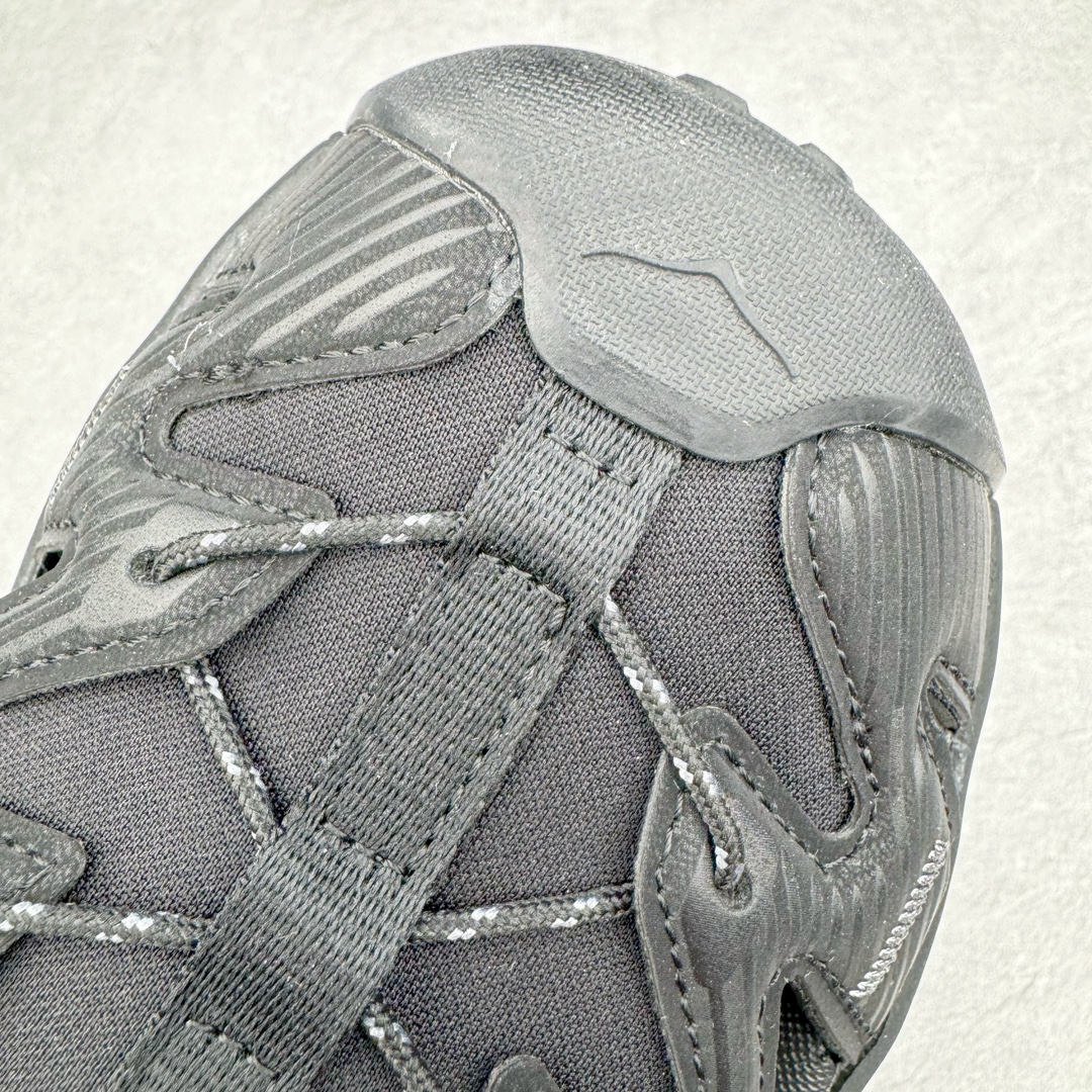 图片[18]-＃HK纯原 HOKA One One Hopara Sandals 霍帕拉系列水路两用溯溪涉水休闲户外露营凉鞋 作为先锋品牌的 HOKA ONE ONE总是以独特的方式 HOPA RA是一款溯溪鞋 又名排水鞋 可长期用于涉水和溯溪 保护脚底和脚趾的安全和舒适 鞋面材料速干 透气 耐磨 鞋底防滑 耐磨 抓地能力强 出于安全考虑 设计要求较高 涉水溯溪过程中 水 泥沙 可以直接从鞋内大孔排出 细纹鞋底使在岩石上抓地能力强 避免打滑 而上路后 鞋面具有快干透气等优点 尺码：36 36.5 37.5 38 39 40 40.5 41 42 42.5 43 44 45-选品中心