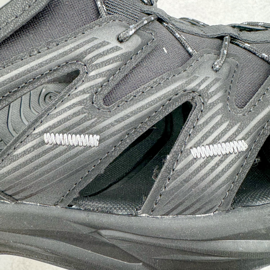 图片[17]-＃HK纯原 HOKA One One Hopara Sandals 霍帕拉系列水路两用溯溪涉水休闲户外露营凉鞋 作为先锋品牌的 HOKA ONE ONE总是以独特的方式 HOPA RA是一款溯溪鞋 又名排水鞋 可长期用于涉水和溯溪 保护脚底和脚趾的安全和舒适 鞋面材料速干 透气 耐磨 鞋底防滑 耐磨 抓地能力强 出于安全考虑 设计要求较高 涉水溯溪过程中 水 泥沙 可以直接从鞋内大孔排出 细纹鞋底使在岩石上抓地能力强 避免打滑 而上路后 鞋面具有快干透气等优点 尺码：36 36.5 37.5 38 39 40 40.5 41 42 42.5 43 44 45-选品中心