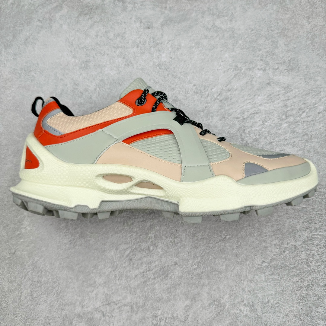 ECCO爱步2024年新款户外鞋防水透气越野跑鞋 健步踪迹系列 鞋面设有GORE-TEX防水薄膜 给你贴心防水保护 防水透气 直接注塑工艺连接鞋面与鞋底 一体成型 合脚稳固 BIOM自然律动科技鞋楦 符合人体工学 长效缓震带来裸足体验 橡胶大底 结合橡胶凸起鞋钉设计 适应多种地形 提供强劲抓地力与耐磨性 稳定支撑 越野无束 尺码:39 40 41 42 43 44(正常码)-选品中心