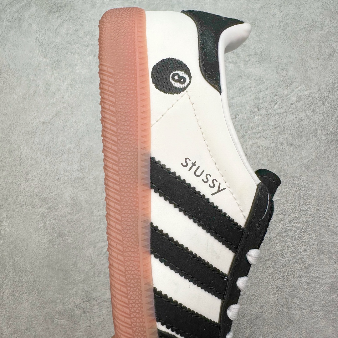 图片[6]-AD Original Samba OG 复古经典轻便板鞋 DM6447 这款桑巴鞋展示了高质量的工艺 带有装饰的超锁缝制和无缝的手感 柔软、柔软的皮革造型和标志性的3条纹完成了精致的外观 正规合身鞋带 鞋面上有绒面鞋垫 橡胶鞋底 享受正畸套筒软感 自50年代首次亮相以来就一直在赢得粉丝的青睐 尺码：36 36.5 37.5 38 38.5 39 40 40.5 41 42 42.5 43 44 44.5 45-选品中心