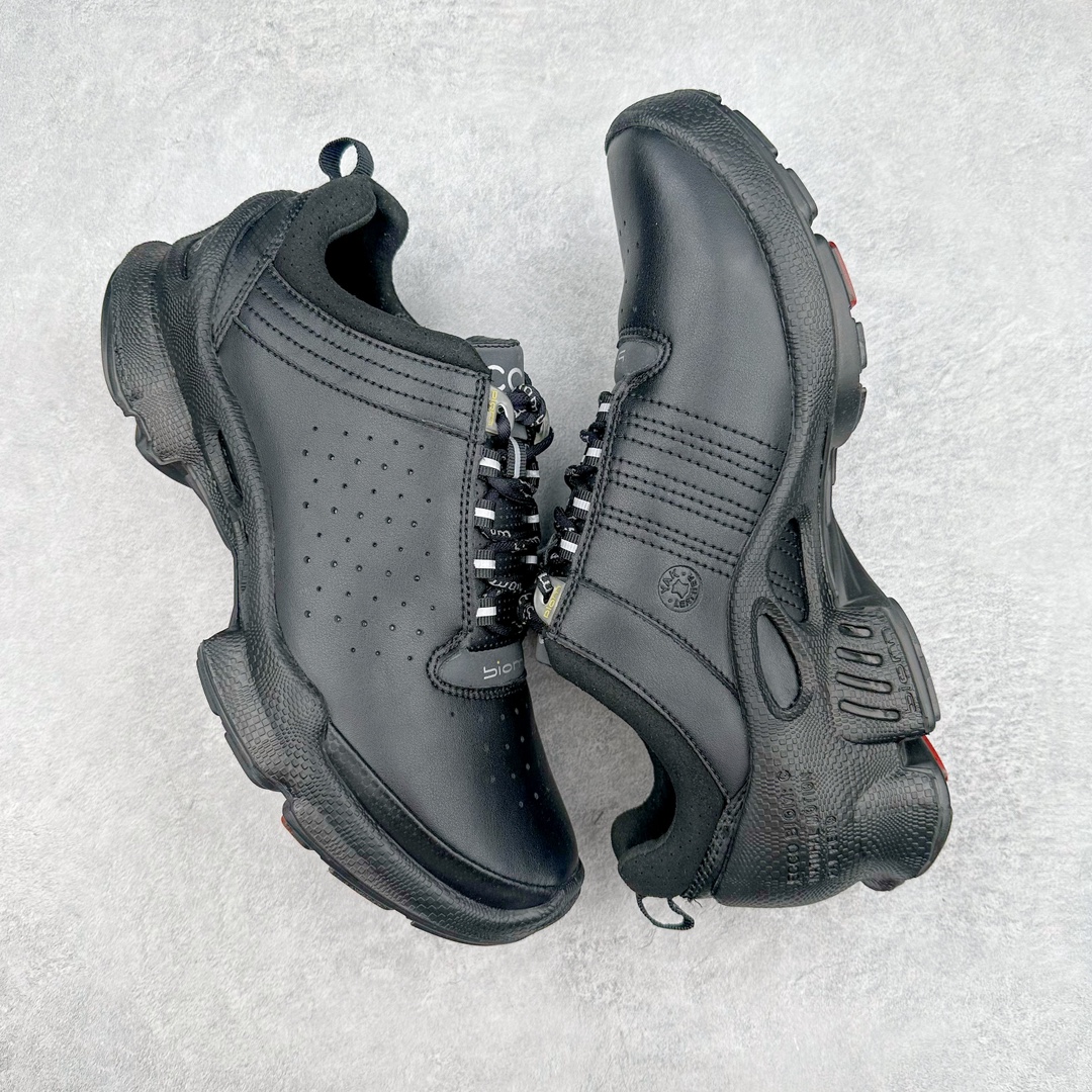 图片[3]-ECCO爱步2024年新款户外鞋防水透气越野跑鞋 健步踪迹系列 鞋面设有GORE-TEX防水薄膜 给你贴心防水保护 防水透气 直接注塑工艺连接鞋面与鞋底 一体成型 合脚稳固 BIOM自然律动科技鞋楦 符合人体工学 长效缓震带来裸足体验 橡胶大底 结合橡胶凸起鞋钉设计 适应多种地形 提供强劲抓地力与耐磨性 稳定支撑 越野无束 尺码：39 40 41 42 43 44（正常码）-选品中心