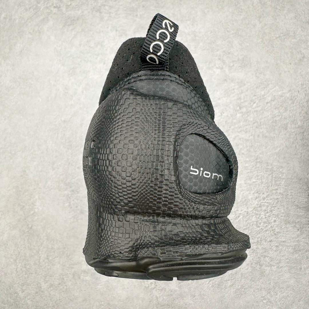 图片[8]-ECCO爱步2024年新款户外鞋防水透气越野跑鞋 健步踪迹系列 鞋面设有GORE-TEX防水薄膜 给你贴心防水保护 防水透气 直接注塑工艺连接鞋面与鞋底 一体成型 合脚稳固 BIOM自然律动科技鞋楦 符合人体工学 长效缓震带来裸足体验 橡胶大底 结合橡胶凸起鞋钉设计 适应多种地形 提供强劲抓地力与耐磨性 稳定支撑 越野无束 尺码：39 40 41 42 43 44（正常码）-选品中心