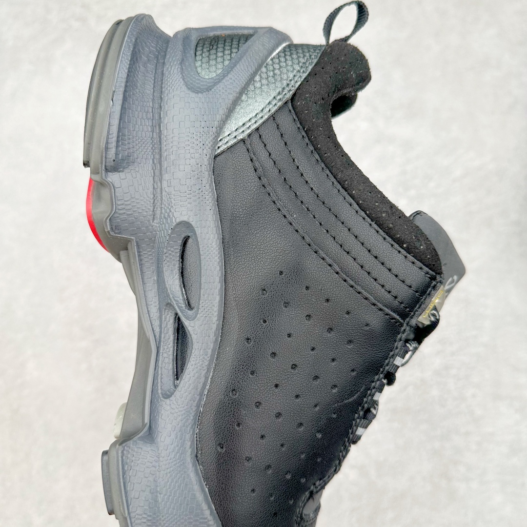 图片[6]-ECCO爱步2024年新款户外鞋防水透气越野跑鞋 健步踪迹系列 鞋面设有GORE-TEX防水薄膜 给你贴心防水保护 防水透气 直接注塑工艺连接鞋面与鞋底 一体成型 合脚稳固 BIOM自然律动科技鞋楦 符合人体工学 长效缓震带来裸足体验 橡胶大底 结合橡胶凸起鞋钉设计 适应多种地形 提供强劲抓地力与耐磨性 稳定支撑 越野无束 尺码：39 40 41 42 43 44（正常码）-选品中心