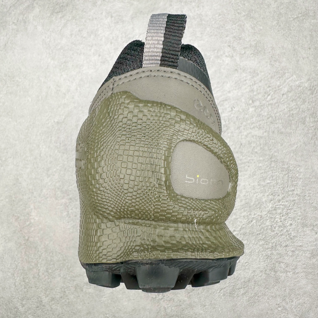 图片[8]-ECCO爱步2024年新款户外鞋防水透气越野跑鞋 健步踪迹系列 鞋面设有GORE-TEX防水薄膜 给你贴心防水保护 防水透气 直接注塑工艺连接鞋面与鞋底 一体成型 合脚稳固 BIOM自然律动科技鞋楦 符合人体工学 长效缓震带来裸足体验 橡胶大底 结合橡胶凸起鞋钉设计 适应多种地形 提供强劲抓地力与耐磨性 稳定支撑 越野无束 尺码：39 40 41 42 43 44（正常码）-选品中心