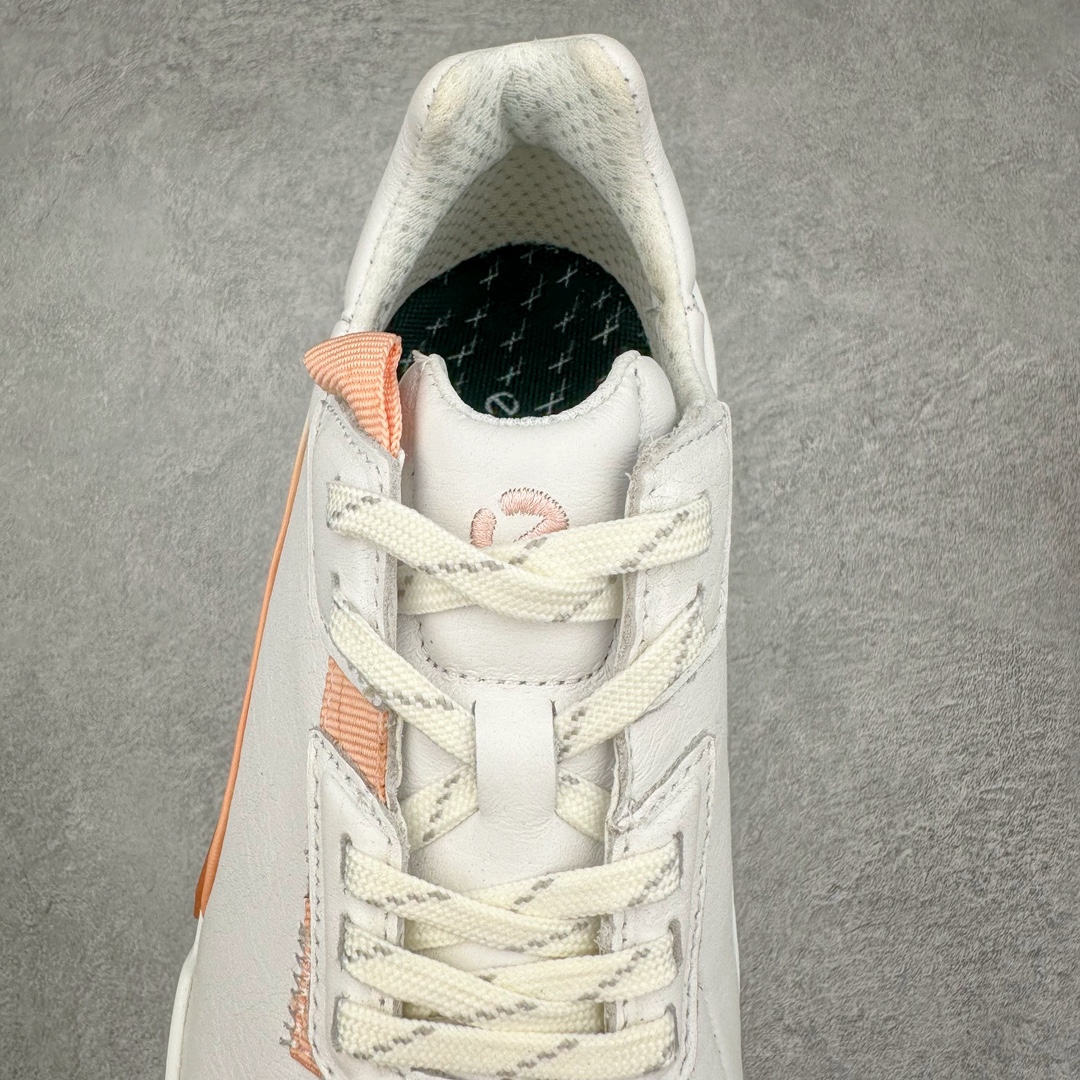 图片[5]-ECCO爱步2024年新款户外鞋防水透气越野跑鞋 健步踪迹系列 鞋面设有GORE-TEX防水薄膜 给你贴心防水保护 防水透气 直接注塑工艺连接鞋面与鞋底 一体成型 合脚稳固 BIOM自然律动科技鞋楦 符合人体工学 长效缓震带来裸足体验 橡胶大底 结合橡胶凸起鞋钉设计 适应多种地形 提供强劲抓地力与耐磨性 稳定支撑 越野无束 尺码：39 40 41 42 43 44（正常码）-选品中心