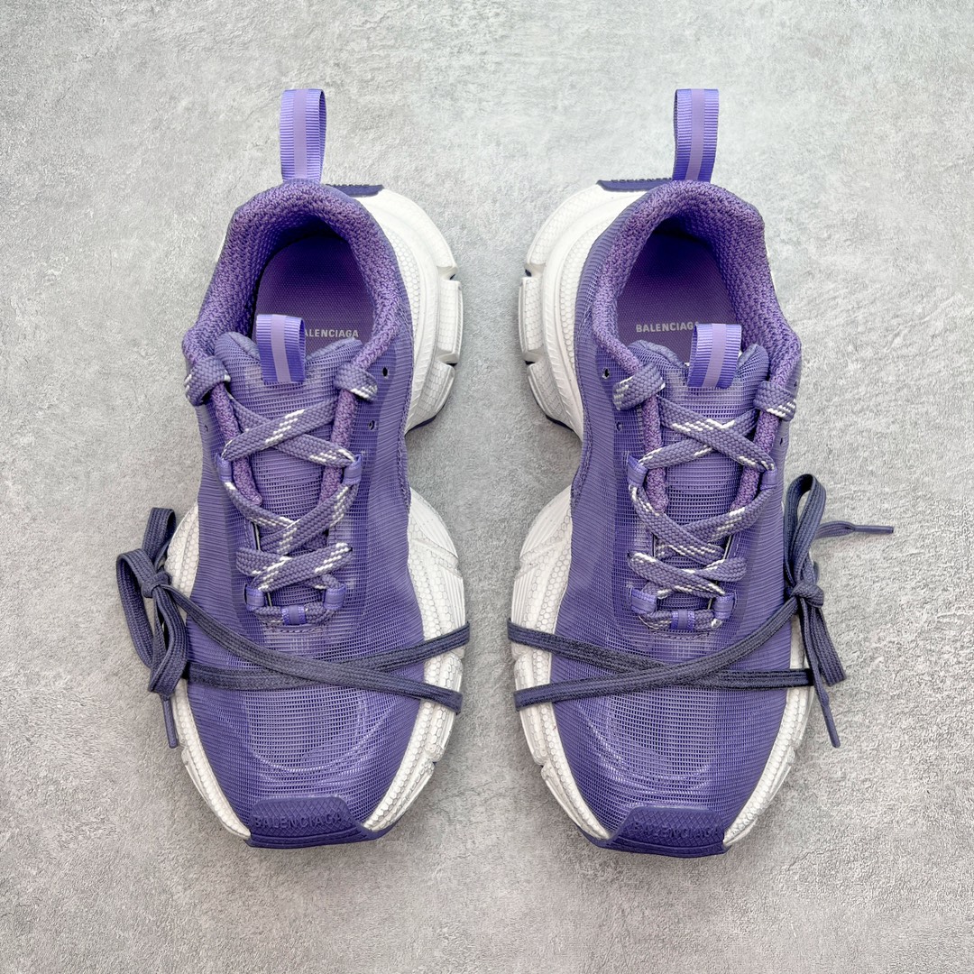 图片[2]-＃VG零售版 BALENCIAGA 3XL Sneakers 巴黎世家十代网布系带低帮走秀复古老爹鞋 全套原纸板楦头开发 最原汁原味的灵魂版型 全鞋荧光划线卡点 胶水把控整洁度追求极致完美 每一双都是工艺品 多重QC质检 超越公司货的品控标准 实实在在的免检产品 原盒原配 正确字体电绣 粗细、位置、大小正确 侧边TPU 透气孔匹配意产原版 正确分离大底 TPU软底 原版一致大底LOGO 立体感十足 原厂皮料水洗做旧 采购原厂网纱 不含皮革 网布材料和聚氨酯 磨损效果 鞋头边缘和后帮 Balenciaga 徽标 鞋面和后跟凸印尺码 鞋舌 3XL 橡胶品牌标识和反光细节 鞋帮拉袢和鞋舌拉祥 配反光细节 备用鞋带在鞋履前侧 可在穿着前取下 便于不同造型搭配 正常尺码 尺码：35 36 37 38 39 40 41 42 43 44 45 46-选品中心