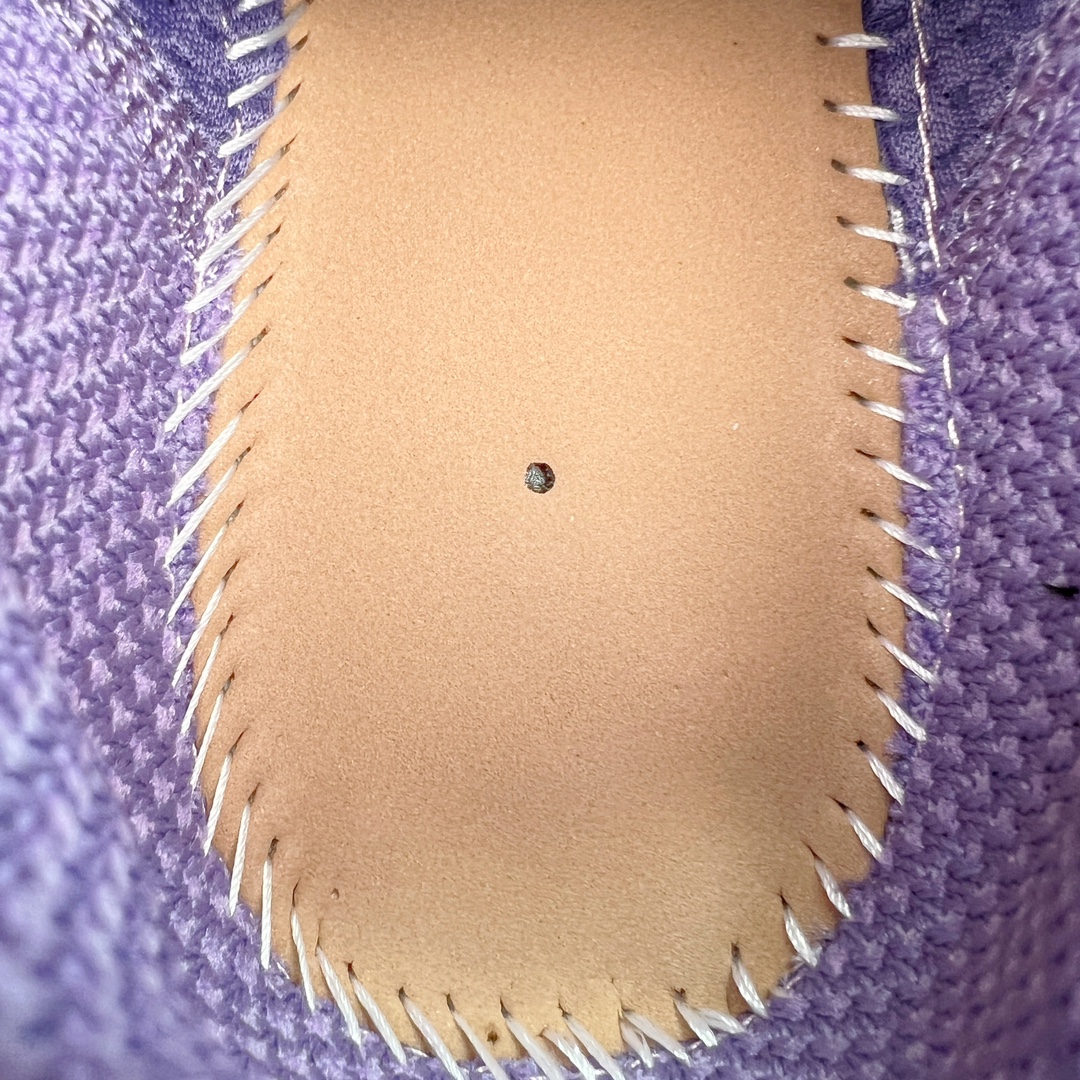 图片[10]-＃VG零售版 BALENCIAGA 3XL Sneakers 巴黎世家十代网布系带低帮走秀复古老爹鞋 全套原纸板楦头开发 最原汁原味的灵魂版型 全鞋荧光划线卡点 胶水把控整洁度追求极致完美 每一双都是工艺品 多重QC质检 超越公司货的品控标准 实实在在的免检产品 原盒原配 正确字体电绣 粗细、位置、大小正确 侧边TPU 透气孔匹配意产原版 正确分离大底 TPU软底 原版一致大底LOGO 立体感十足 原厂皮料水洗做旧 采购原厂网纱 不含皮革 网布材料和聚氨酯 磨损效果 鞋头边缘和后帮 Balenciaga 徽标 鞋面和后跟凸印尺码 鞋舌 3XL 橡胶品牌标识和反光细节 鞋帮拉袢和鞋舌拉祥 配反光细节 备用鞋带在鞋履前侧 可在穿着前取下 便于不同造型搭配 正常尺码 尺码：35 36 37 38 39 40 41 42 43 44 45 46-选品中心