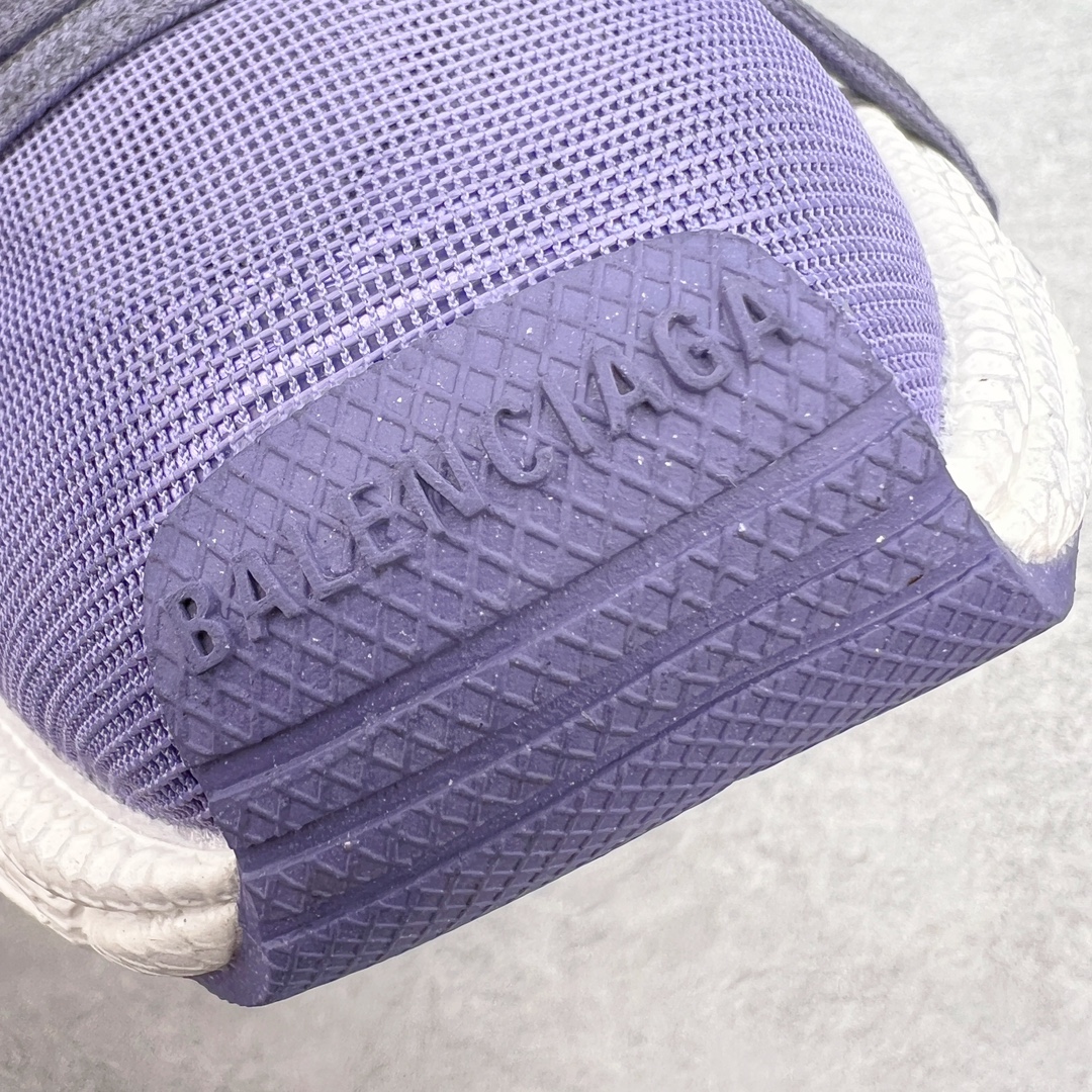 图片[16]-＃VG零售版 BALENCIAGA 3XL Sneakers 巴黎世家十代网布系带低帮走秀复古老爹鞋 全套原纸板楦头开发 最原汁原味的灵魂版型 全鞋荧光划线卡点 胶水把控整洁度追求极致完美 每一双都是工艺品 多重QC质检 超越公司货的品控标准 实实在在的免检产品 原盒原配 正确字体电绣 粗细、位置、大小正确 侧边TPU 透气孔匹配意产原版 正确分离大底 TPU软底 原版一致大底LOGO 立体感十足 原厂皮料水洗做旧 采购原厂网纱 不含皮革 网布材料和聚氨酯 磨损效果 鞋头边缘和后帮 Balenciaga 徽标 鞋面和后跟凸印尺码 鞋舌 3XL 橡胶品牌标识和反光细节 鞋帮拉袢和鞋舌拉祥 配反光细节 备用鞋带在鞋履前侧 可在穿着前取下 便于不同造型搭配 正常尺码 尺码：35 36 37 38 39 40 41 42 43 44 45 46-选品中心