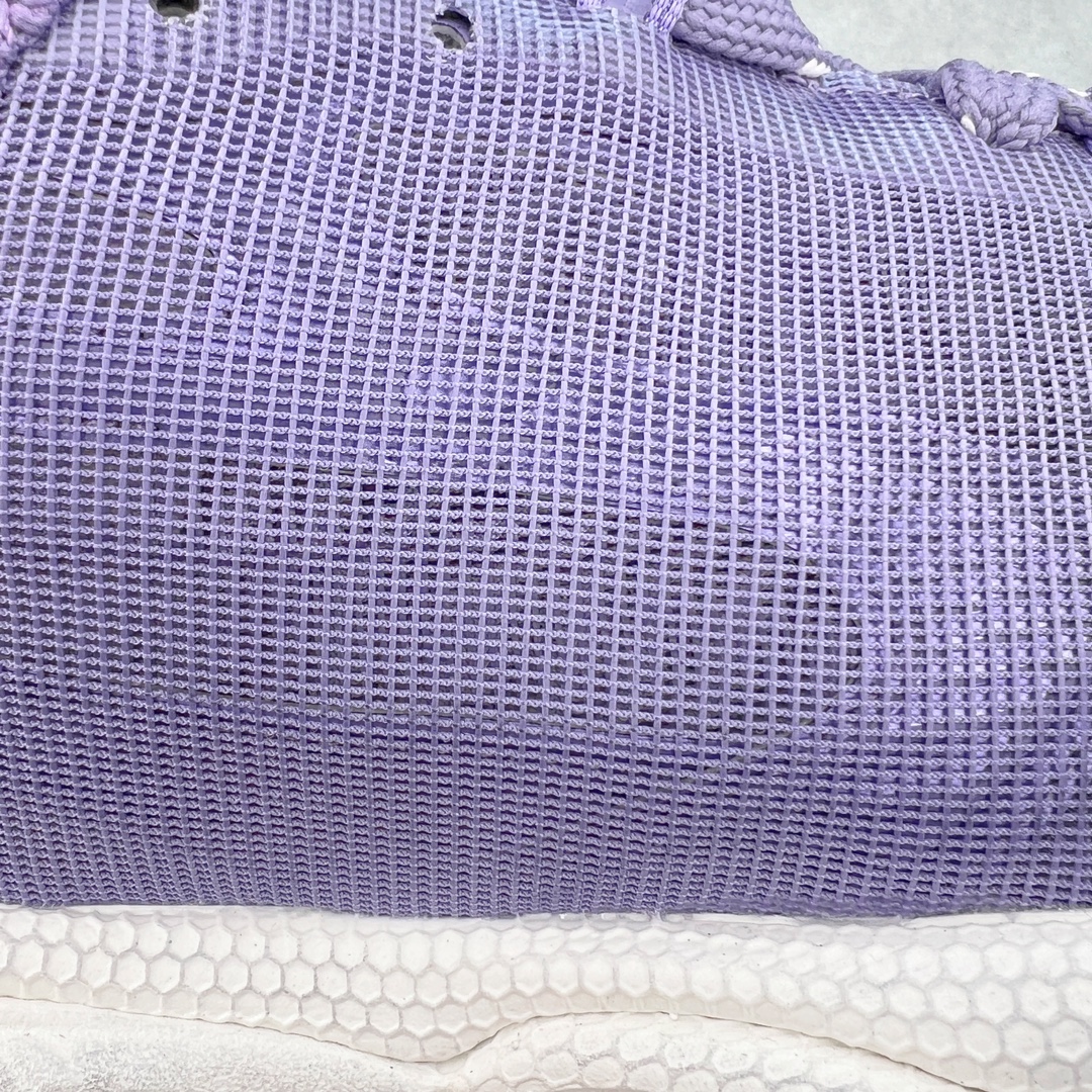 图片[18]-＃VG零售版 BALENCIAGA 3XL Sneakers 巴黎世家十代网布系带低帮走秀复古老爹鞋 全套原纸板楦头开发 最原汁原味的灵魂版型 全鞋荧光划线卡点 胶水把控整洁度追求极致完美 每一双都是工艺品 多重QC质检 超越公司货的品控标准 实实在在的免检产品 原盒原配 正确字体电绣 粗细、位置、大小正确 侧边TPU 透气孔匹配意产原版 正确分离大底 TPU软底 原版一致大底LOGO 立体感十足 原厂皮料水洗做旧 采购原厂网纱 不含皮革 网布材料和聚氨酯 磨损效果 鞋头边缘和后帮 Balenciaga 徽标 鞋面和后跟凸印尺码 鞋舌 3XL 橡胶品牌标识和反光细节 鞋帮拉袢和鞋舌拉祥 配反光细节 备用鞋带在鞋履前侧 可在穿着前取下 便于不同造型搭配 正常尺码 尺码：35 36 37 38 39 40 41 42 43 44 45 46-选品中心