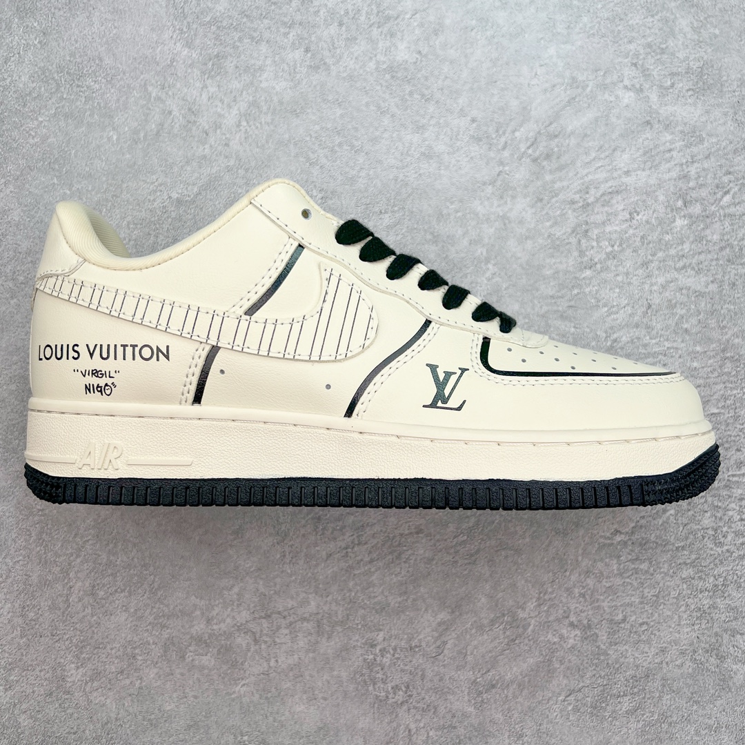 图片[9]-＃福利特价 NK Air Force 1´07 Low 空军一号低帮百搭休闲运动板鞋 FZ0630-001 柔软、弹性十足的缓震性能和出色的中底设计 横跨复古与现代的外型结合 造就出风靡全球 三十多年的Force 1 直到今天还深受青睐 尺码：36 36.5 37.5 38 38.5 39 40 40.5 41 42 42.5 43 44 44.5 45-选品中心