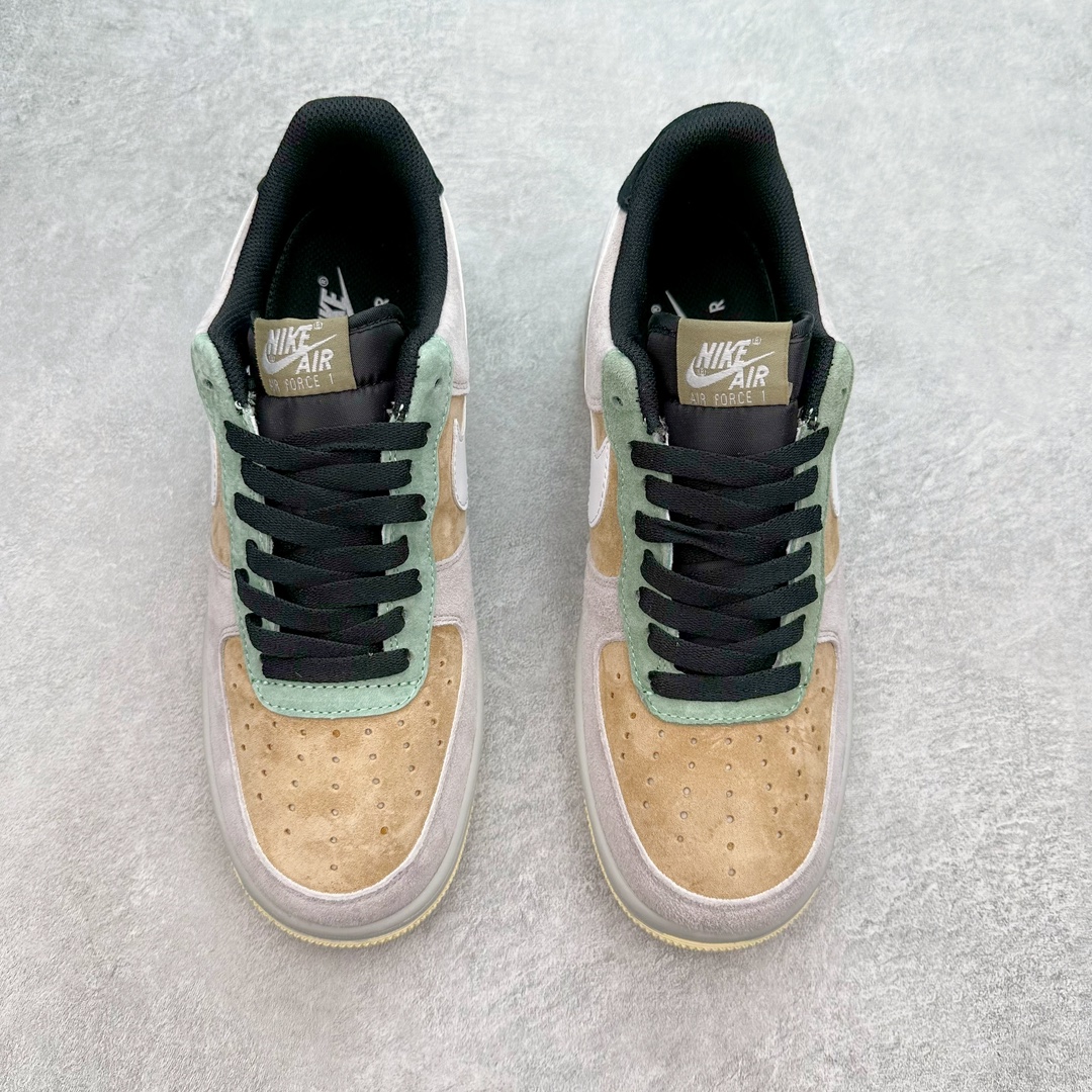 图片[2]-＃福利特价 NK Air Force 1´07 Low 空军一号低帮百搭休闲运动板鞋 FZ0630-001 柔软、弹性十足的缓震性能和出色的中底设计 横跨复古与现代的外型结合 造就出风靡全球 三十多年的Force 1 直到今天还深受青睐 尺码：36 36.5 37.5 38 38.5 39 40 40.5 41 42 42.5 43 44 44.5 45-选品中心