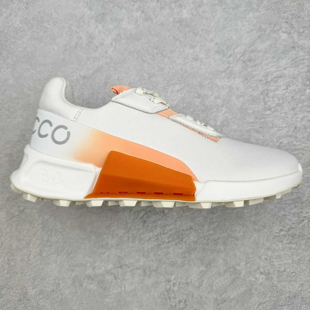 ECCO爱步2024年新款户外鞋防水透气越野跑鞋 健步踪迹系列 鞋面设有GORE-TEX防水薄膜 给你贴心防水保护 防水透气 直接注塑工艺连接鞋面与鞋底 一体成型 合脚稳固 BIOM自然律动科技鞋楦 符合人体工学 长效缓震带来裸足体验 橡胶大底 结合橡胶凸起鞋钉设计 适应多种地形 提供强劲抓地力与耐磨性 稳定支撑 越野无束 尺码：39 40 41 42 43 44（正常码）-选品中心