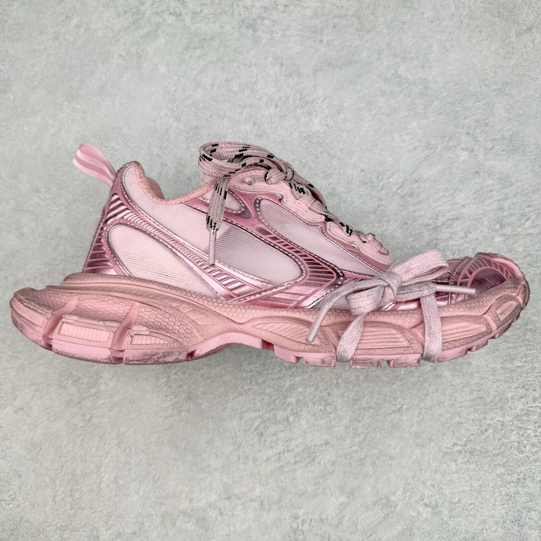 图片[6]-＃XA BALENCIAGA 3XL Sneakers 巴黎世家十代网布系带低帮走秀复古老爹鞋 全套原纸板楦头开发 最原汁原味的灵魂版型 全鞋荧光划线卡点 胶水把控整洁度追求极致完美 每一双都是工艺品 多重QC质检 超越公司货的品控标准 实实在在的免检产品 原盒原配 正确字体电绣 粗细、位置、大小正确 侧边TPU 透气孔匹配意产原版 正确分离大底 TPU软底 原版一致大底LOGO 立体感十足 原厂皮料水洗做旧 采购原厂网纱 不含皮革 网布材料和聚氨酯 磨损效果 鞋头边缘和后帮 Balenciaga 徽标 鞋面和后跟凸印尺码 鞋舌 3XL 橡胶品牌标识和反光细节 鞋帮拉袢和鞋舌拉祥 配反光细节 备用鞋带在鞋履前侧 可在穿着前取下 便于不同造型搭配 正常尺码 尺码：35 36 37 38 39 40 41 42 43 44 45 46-选品中心