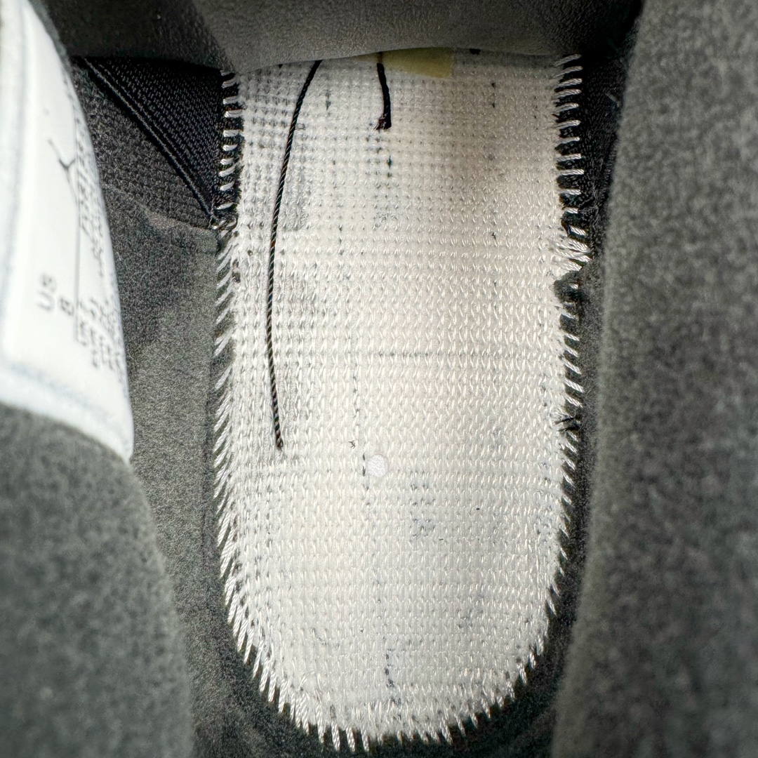 图片[10]-＃DT/R1纯原 Air Jordan AJ4 Retro 白黑雷公 FQ8138-001 原鞋开发原楦原纸板同源开发 完美呈现乔4的版型 内侧正确双色网格 还原细节 原厂皮料 正确气垫颜色 正确网格工艺 正确拉帮工艺 全鞋原装材料制作 原档案原模具打造 支持全方位与正品对比 尺码：40 40.5 41 42 42.5 43 44 44.5 45 46 47.5 48.5-选品中心