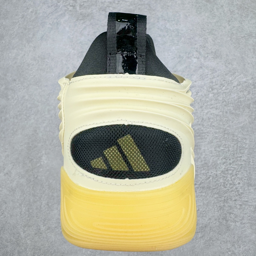 图片[8]-＃纯原新品 AD Anthony Edwards A.E. 2 \\\”华子二代\\\” 安东尼·爱德华兹签名实战减震防滑耐磨高帮篮球鞋 JI4511 球鞋的整体设计非常复古 也可以理解为并不是目前篮球鞋的设计趋势 AE2流线简约的设计 也是让其非常具有辨识度 袜套与「蚁巢」组成的鞋身 在保证透气效果的同时 搭配鞋带更能带来相当出色的鞋脚一体性 中底自然还是搭载着AD的当家科技并经由外层 TPU 包裹 将软、弹和支撑性同时兼顾 尺码：40 40.5 41 42 42.5 43 44 44.5 45 46-选品中心