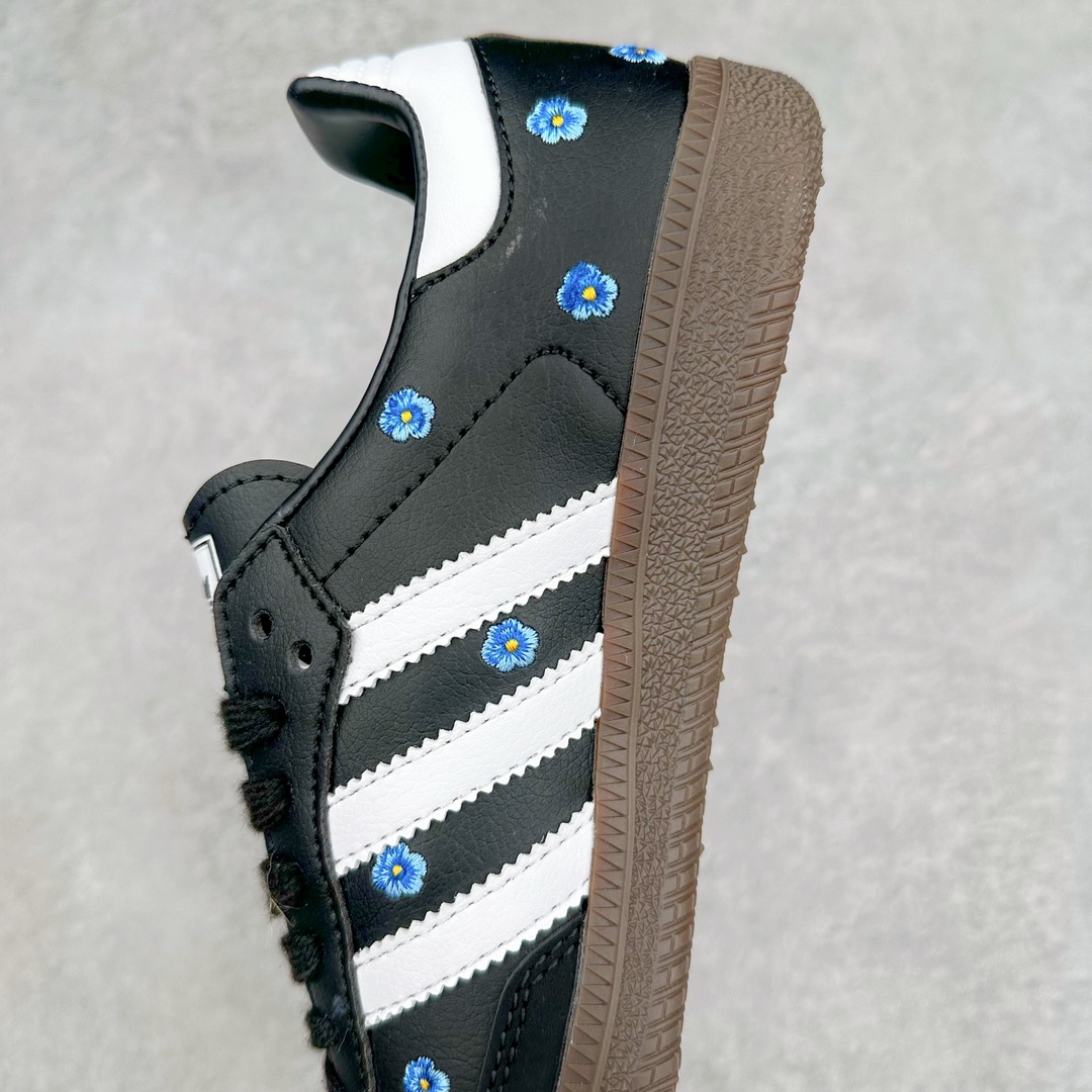 图片[7]-AD Original Samba OG 复古经典轻便板鞋 IF4397 这款桑巴鞋展示了高质量的工艺 带有装饰的超锁缝制和无缝的手感 柔软、柔软的皮革造型和标志性的3条纹完成了精致的外观 正规合身鞋带 鞋面上有绒面鞋垫 橡胶鞋底 享受正畸套筒软感 自50年代首次亮相以来就一直在赢得粉丝的青睐 尺码：36 36.5 37.5 38 38.5 39 40 40.5 41 42 42.5 43 44 44.5 45-选品中心