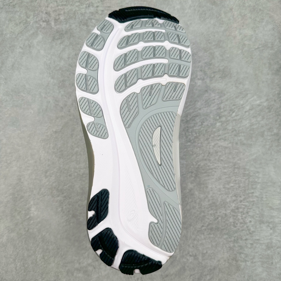 图片[9]-Asics Gel-Kayano 31 亚瑟士卡亚诺31代低帮专业有氧超轻量休闲运动全能慢跑鞋全球知名运动品牌ASICS正式推出新款GEL-KAYANO 31跑鞋，旨在通过全新稳定结构以提升产品可适性，满足跑者的足部稳定需求，让每一位跑者从起跑到结束都能够感受到焕然一新的稳定性与舒适性，从而帮助更多人找到身心平衡，获得自在舒适的健康生活方式。秉持着ASICS亚瑟士的设计哲学，全新一代GEL-KAYANO 31应运而生。为进一步升级产品的稳定性，GEL-KAYANO 31采用了全新4D引导系统，通过内侧稳定装置提升可适性，满足足部稳定需求，帮助足弓迅速返回到平衡位置。作为基于生物力学研究打造的全新稳定结构，4D引导系统不仅提升了跑鞋对双脚的支撑性，它还将人体不同的运动状态纳入设计考量，帮助跑者在多种跑动强度下获得充足的稳定性和理想的舒适度。尺码：36 37 37.5 38 39.5 40 40.5 41.5 42 42.5 43.5 44 44.5 45-选品中心