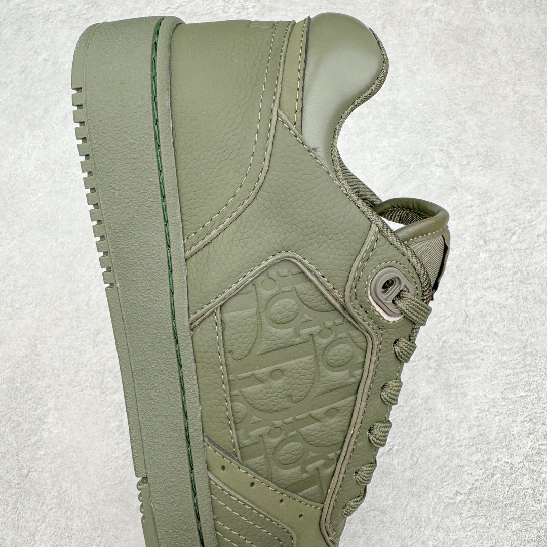 图片[6]-＃纯原 Dior B27 迪奥系列 市面为数不多的真正原鞋拆解开发 选材耗时就半个多月 进口原厂皮料 无色差细节拉满 敢与AJ大迪奥相媲美 由意大利工坊匠心打造 黄俊捷、林一等各大明星、网红博主争先上脚且全国各大专柜一鞋难求 鞋面牛皮拼接D印花LOGO 内里进口网布、TPU大底以别具一格的立体效果 展现摩登优雅格调 高街潮流搭配必备潮品 尺码：38 39 40 41 42 43 44 45-选品中心