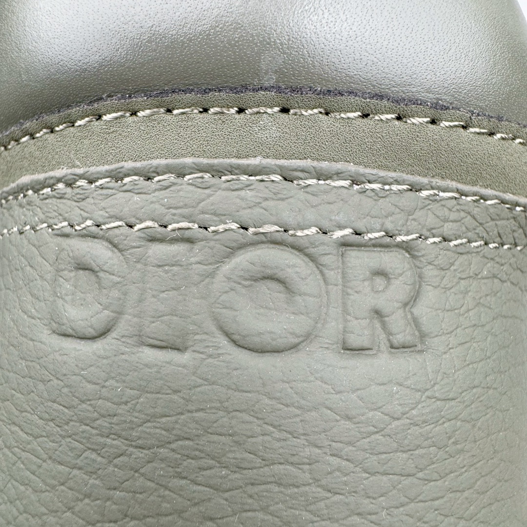 图片[12]-＃纯原 Dior B27 迪奥系列 市面为数不多的真正原鞋拆解开发 选材耗时就半个多月 进口原厂皮料 无色差细节拉满 敢与AJ大迪奥相媲美 由意大利工坊匠心打造 黄俊捷、林一等各大明星、网红博主争先上脚且全国各大专柜一鞋难求 鞋面牛皮拼接D印花LOGO 内里进口网布、TPU大底以别具一格的立体效果 展现摩登优雅格调 高街潮流搭配必备潮品 尺码：38 39 40 41 42 43 44 45-选品中心