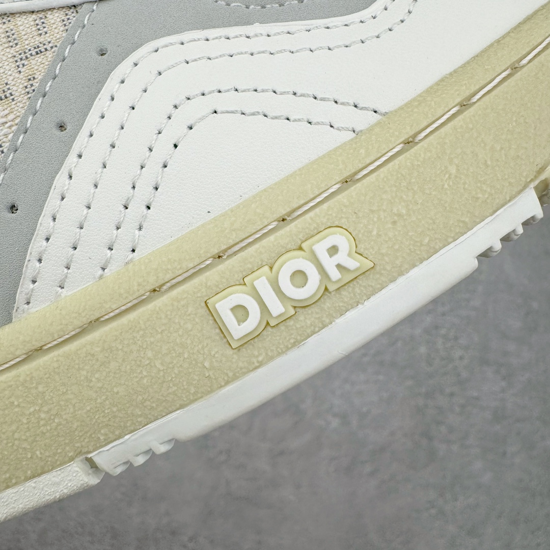 图片[14]-＃纯原 Dior B27 迪奥系列 市面为数不多的真正原鞋拆解开发 选材耗时就半个多月 进口原厂皮料 无色差细节拉满 敢与AJ大迪奥相媲美 由意大利工坊匠心打造 黄俊捷、林一等各大明星、网红博主争先上脚且全国各大专柜一鞋难求 鞋面牛皮拼接D印花LOGO 内里进口网布、TPU大底以别具一格的立体效果 展现摩登优雅格调 高街潮流搭配必备潮品 尺码：38 39 40 41 42 43 44 45-选品中心