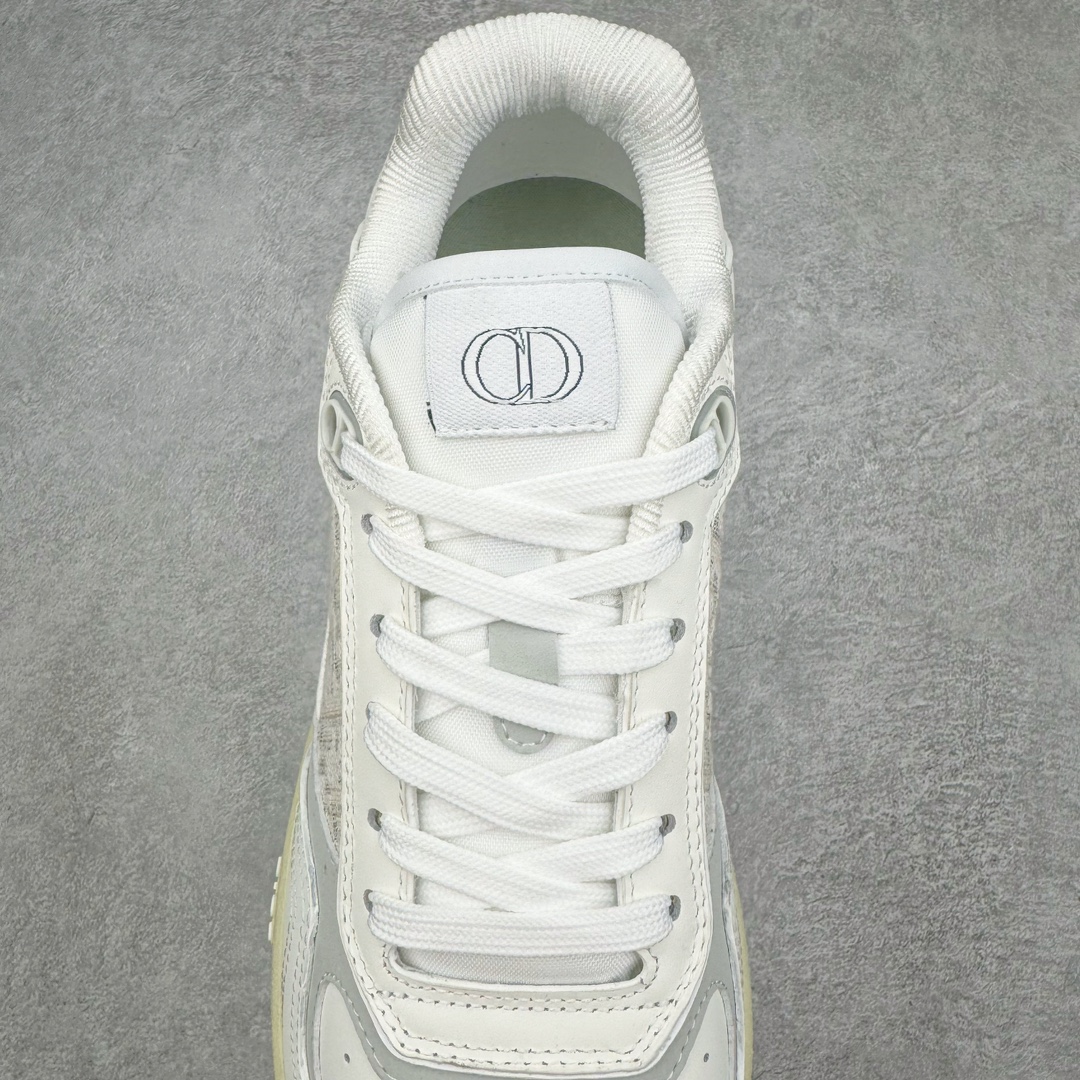 图片[5]-＃纯原 Dior B27 迪奥系列 市面为数不多的真正原鞋拆解开发 选材耗时就半个多月 进口原厂皮料 无色差细节拉满 敢与AJ大迪奥相媲美 由意大利工坊匠心打造 黄俊捷、林一等各大明星、网红博主争先上脚且全国各大专柜一鞋难求 鞋面牛皮拼接D印花LOGO 内里进口网布、TPU大底以别具一格的立体效果 展现摩登优雅格调 高街潮流搭配必备潮品 尺码：38 39 40 41 42 43 44 45-选品中心