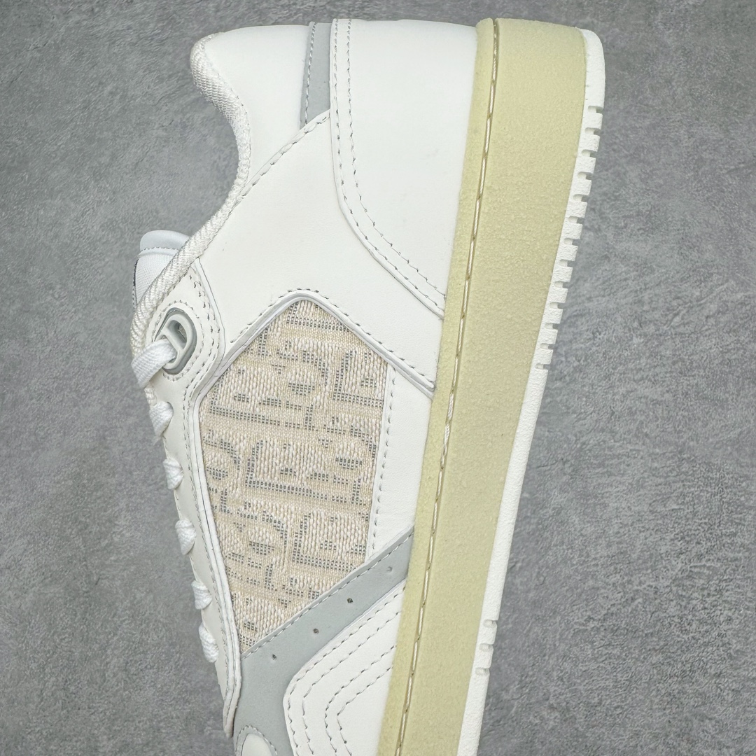 图片[7]-＃纯原 Dior B27 迪奥系列 市面为数不多的真正原鞋拆解开发 选材耗时就半个多月 进口原厂皮料 无色差细节拉满 敢与AJ大迪奥相媲美 由意大利工坊匠心打造 黄俊捷、林一等各大明星、网红博主争先上脚且全国各大专柜一鞋难求 鞋面牛皮拼接D印花LOGO 内里进口网布、TPU大底以别具一格的立体效果 展现摩登优雅格调 高街潮流搭配必备潮品 尺码：38 39 40 41 42 43 44 45-选品中心