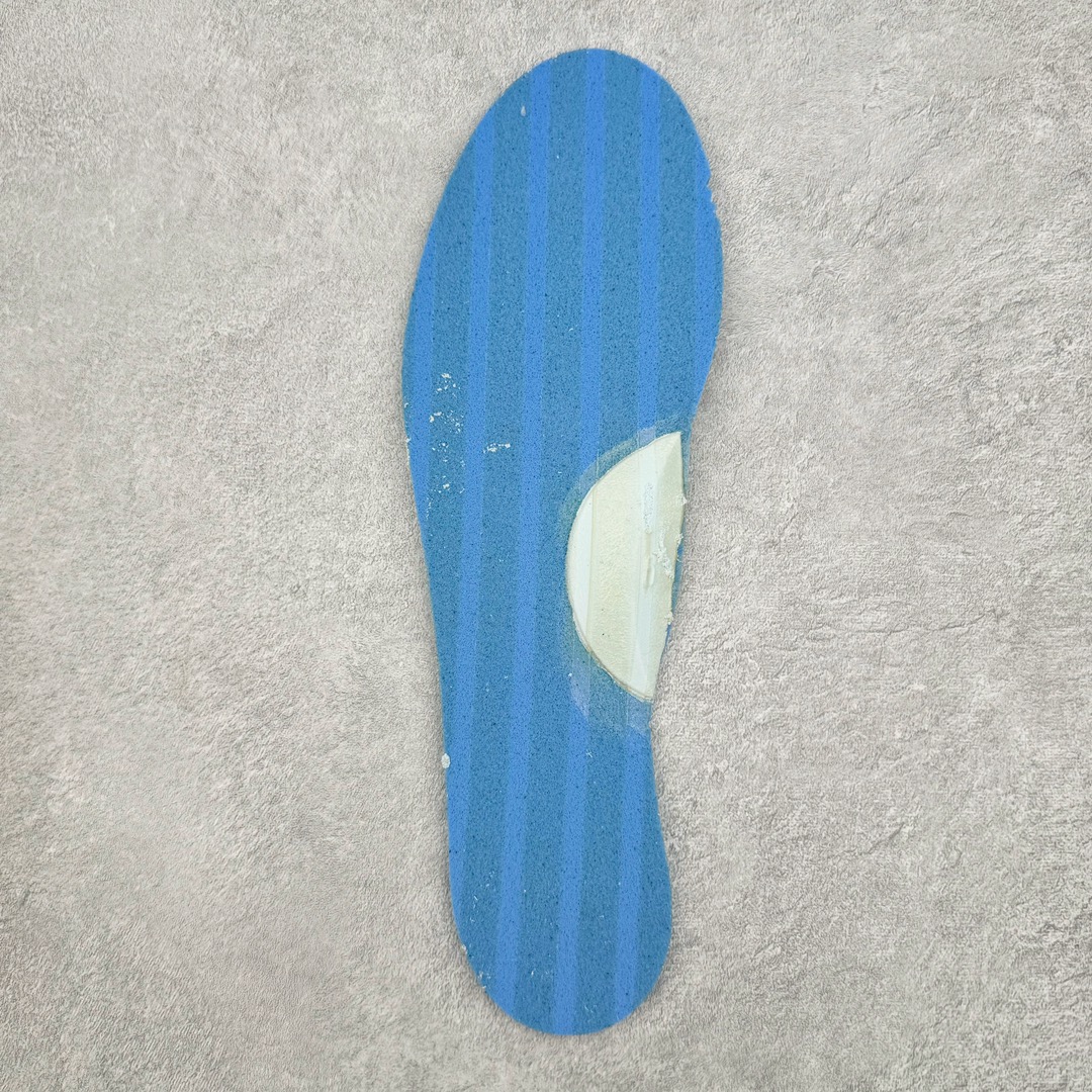 图片[18]-＃MOK Asics Onitsuka Tiger MEXICO 66 亚瑟士鬼冢虎复古经典板鞋 市场最强版本 每个配色均购入原鞋校对 真正原厂头层牛皮 如假包赔 纹路、色泽、皮心颜色 质感百分百还原 海外订单工厂出品 超成熟稳定的做工品控 原装全套纸板楦头开发 原汁原味 完美呈现版型 私模正确鞋底咬花纹路 一比一鞋头弧度高度鞋身弧度 绝不口嗨 细节品控鞋型随意秒杀市面 原档咬花纹路私模大底 一个单元有六个三角形 总体形拼接呈现花瓣状 官方四联吊牌 原装Ortholite轻量化鞋垫 原盒原配 质保卡 说明书 钢印防尘纸 纸板中底带钢印 乳胶组合鞋垫 支持全方位的对比专柜 产品从款式颜色造型上体现出追求舒适和细节的完美 鞋类更是推崇手工制作的严谨与完美 融舒适性与可穿性的设计风格 注重细节的完美和别致魅力 既保持稳重 又不失轻松的时尚感 尺码：35 36 37 37.5 38 39 39.5 40 40.5 41.5 42 42.5 43.5 44 45 46-选品中心