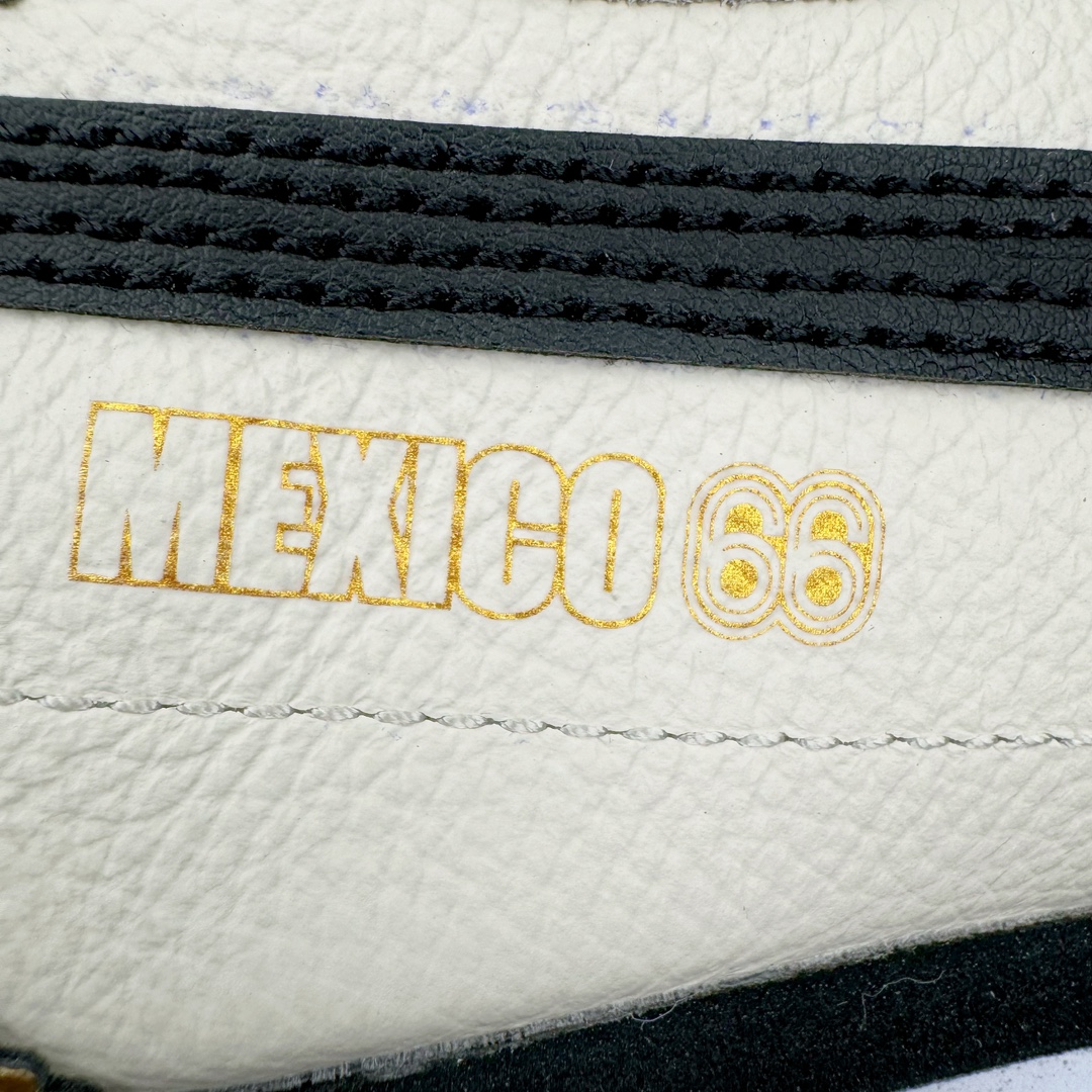 图片[15]-＃MOK Asics Onitsuka Tiger MEXICO 66 亚瑟士鬼冢虎复古经典板鞋 市场最强版本 每个配色均购入原鞋校对 真正原厂头层牛皮 如假包赔 纹路、色泽、皮心颜色 质感百分百还原 海外订单工厂出品 超成熟稳定的做工品控 原装全套纸板楦头开发 原汁原味 完美呈现版型 私模正确鞋底咬花纹路 一比一鞋头弧度高度鞋身弧度 绝不口嗨 细节品控鞋型随意秒杀市面 原档咬花纹路私模大底 一个单元有六个三角形 总体形拼接呈现花瓣状 官方四联吊牌 原装Ortholite轻量化鞋垫 原盒原配 质保卡 说明书 钢印防尘纸 纸板中底带钢印 乳胶组合鞋垫 支持全方位的对比专柜 产品从款式颜色造型上体现出追求舒适和细节的完美 鞋类更是推崇手工制作的严谨与完美 融舒适性与可穿性的设计风格 注重细节的完美和别致魅力 既保持稳重 又不失轻松的时尚感 尺码：35 36 37 37.5 38 39 39.5 40 40.5 41.5 42 42.5 43.5 44 45 46-选品中心