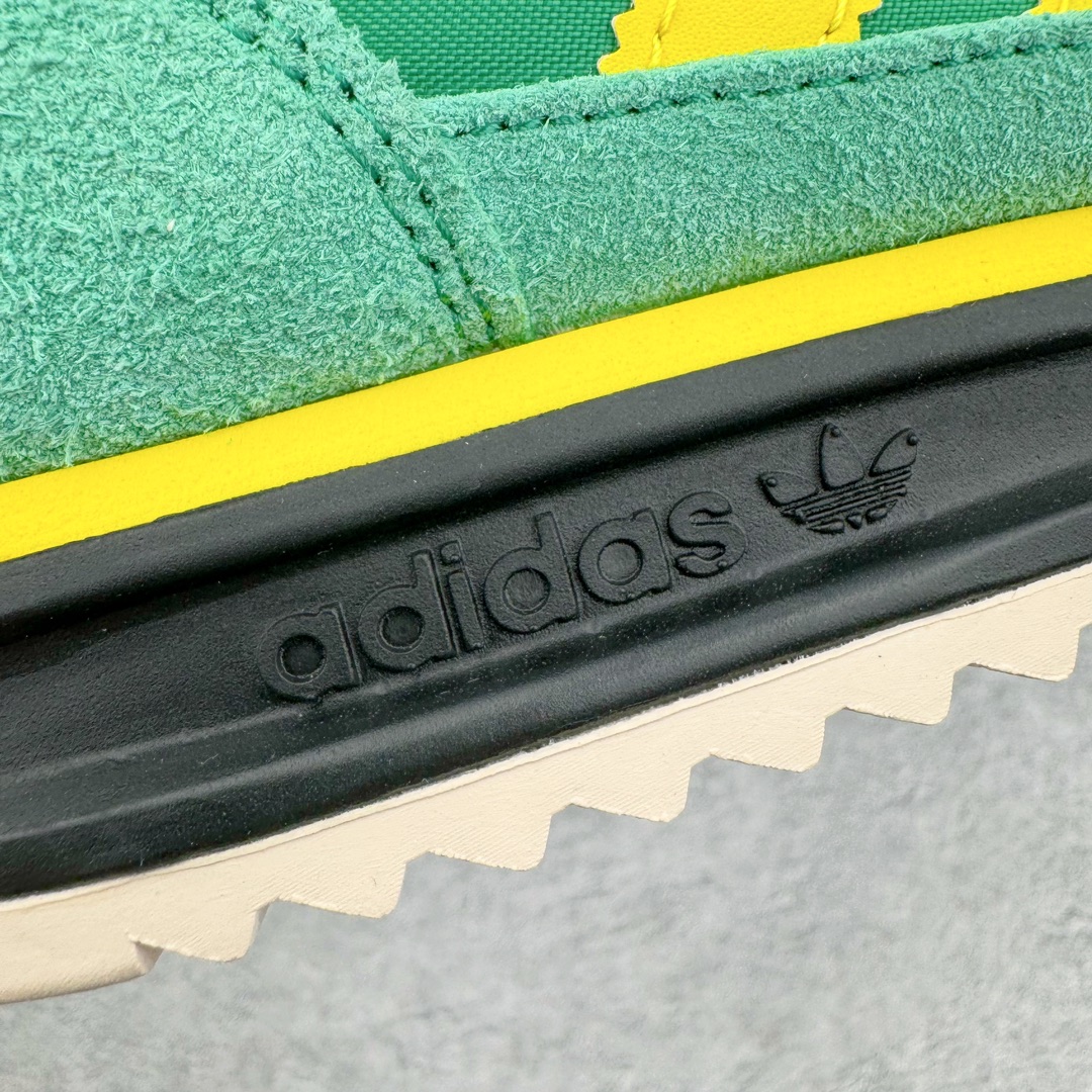 图片[19]-＃CS AD Wmns SL72 OG 系列德训足球风百搭低帮休闲运动板鞋 IG2133 采用高弹EVA+MODEL+RB三层组合底 区别市面RB一体大底 三层组合鞋底重量与原鞋一致 Originals 将有「T 头鞋」造型的诞生于 1972 年的 SL72 鞋款复刻带回 各位买鞋又有新选择了 1972 年 SL72 问世后 引领了后来阿迪达斯的跑鞋发展方向 其中「SL」代表了 Super Light 彰显了产品轻便的特性 1972 年 SL72 问世后 引领了后来阿迪达斯的跑鞋发展方向 其中「SL」代表了 Super Light 彰显了产品轻便的特性 这次 Originals 延续其轻质经典的基因 带来男女两款 SL72 男生款带来 SL72 RS 鞋型 RS 意为 Reshaped（重塑）鞋款在保留了经典的外观基础上 在尼龙材质里增加了填充物 使鞋型更加挺立和饱满 鞋头则更加圆润 鞋底的 EVA 材质则增加了鞋款的高度 女生款则带来 SL72 OG W 鞋型 OG 顾名思义则是致敬经典款式 相较于 RS（Reshaped）鞋款 鞋身更加纤细 其整体鞋身轮廓、线条、细节、材质上尊崇 70 年代 SL72 的设计 还原经典味道 尺码：36 36⅔ 37⅓ 38 38⅔ 39⅓ 40 40⅔ 41⅓ 42 42⅔ 43⅓ 44 44⅔ 45-选品中心