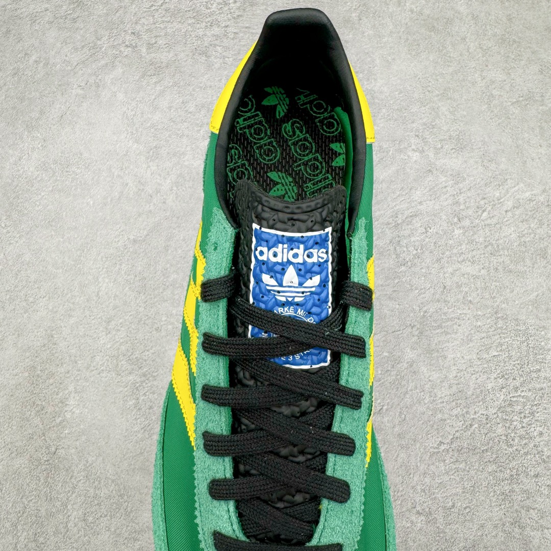 图片[5]-＃CS AD Wmns SL72 OG 系列德训足球风百搭低帮休闲运动板鞋 IG2133 采用高弹EVA+MODEL+RB三层组合底 区别市面RB一体大底 三层组合鞋底重量与原鞋一致 Originals 将有「T 头鞋」造型的诞生于 1972 年的 SL72 鞋款复刻带回 各位买鞋又有新选择了 1972 年 SL72 问世后 引领了后来阿迪达斯的跑鞋发展方向 其中「SL」代表了 Super Light 彰显了产品轻便的特性 1972 年 SL72 问世后 引领了后来阿迪达斯的跑鞋发展方向 其中「SL」代表了 Super Light 彰显了产品轻便的特性 这次 Originals 延续其轻质经典的基因 带来男女两款 SL72 男生款带来 SL72 RS 鞋型 RS 意为 Reshaped（重塑）鞋款在保留了经典的外观基础上 在尼龙材质里增加了填充物 使鞋型更加挺立和饱满 鞋头则更加圆润 鞋底的 EVA 材质则增加了鞋款的高度 女生款则带来 SL72 OG W 鞋型 OG 顾名思义则是致敬经典款式 相较于 RS（Reshaped）鞋款 鞋身更加纤细 其整体鞋身轮廓、线条、细节、材质上尊崇 70 年代 SL72 的设计 还原经典味道 尺码：36 36⅔ 37⅓ 38 38⅔ 39⅓ 40 40⅔ 41⅓ 42 42⅔ 43⅓ 44 44⅔ 45-选品中心