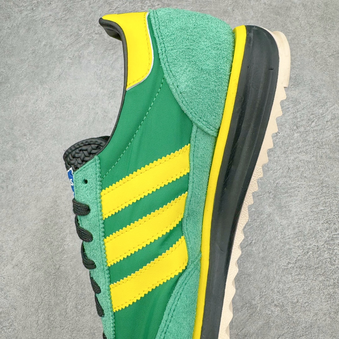 图片[7]-＃CS AD Wmns SL72 OG 系列德训足球风百搭低帮休闲运动板鞋 IG2133 采用高弹EVA+MODEL+RB三层组合底 区别市面RB一体大底 三层组合鞋底重量与原鞋一致 Originals 将有「T 头鞋」造型的诞生于 1972 年的 SL72 鞋款复刻带回 各位买鞋又有新选择了 1972 年 SL72 问世后 引领了后来阿迪达斯的跑鞋发展方向 其中「SL」代表了 Super Light 彰显了产品轻便的特性 1972 年 SL72 问世后 引领了后来阿迪达斯的跑鞋发展方向 其中「SL」代表了 Super Light 彰显了产品轻便的特性 这次 Originals 延续其轻质经典的基因 带来男女两款 SL72 男生款带来 SL72 RS 鞋型 RS 意为 Reshaped（重塑）鞋款在保留了经典的外观基础上 在尼龙材质里增加了填充物 使鞋型更加挺立和饱满 鞋头则更加圆润 鞋底的 EVA 材质则增加了鞋款的高度 女生款则带来 SL72 OG W 鞋型 OG 顾名思义则是致敬经典款式 相较于 RS（Reshaped）鞋款 鞋身更加纤细 其整体鞋身轮廓、线条、细节、材质上尊崇 70 年代 SL72 的设计 还原经典味道 尺码：36 36⅔ 37⅓ 38 38⅔ 39⅓ 40 40⅔ 41⅓ 42 42⅔ 43⅓ 44 44⅔ 45-选品中心