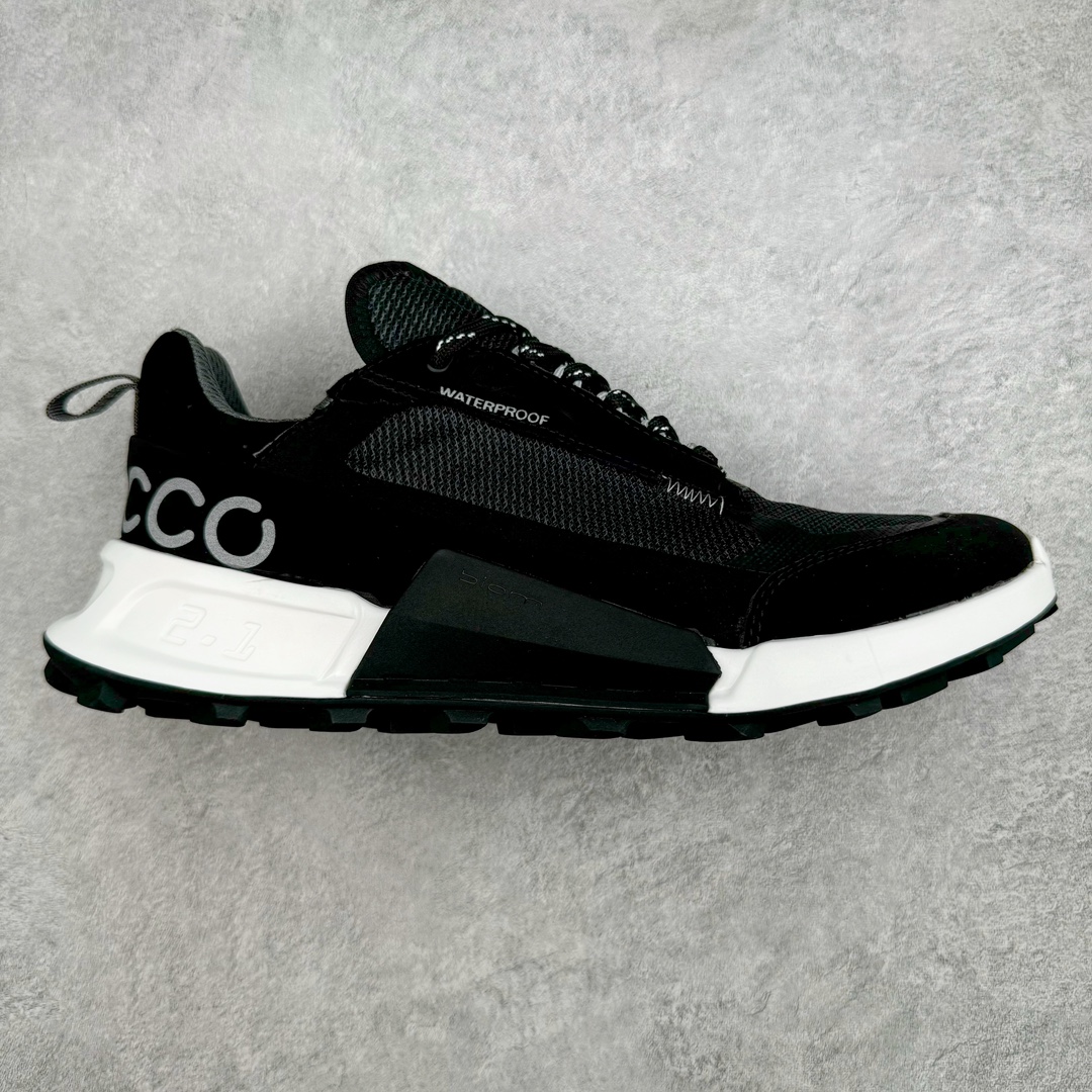 ECCO爱步2024年新款户外鞋防水透气越野跑鞋 健步踪迹系列 鞋面设有GORE-TEX防水薄膜 给你贴心防水保护 防水透气 直接注塑工艺连接鞋面与鞋底 一体成型 合脚稳固 BIOM自然律动科技鞋楦 符合人体工学 长效缓震带来裸足体验 橡胶大底 结合橡胶凸起鞋钉设计 适应多种地形 提供强劲抓地力与耐磨性 稳定支撑 越野无束 尺码：39 40 41 42 43 44（正常码）-选品中心