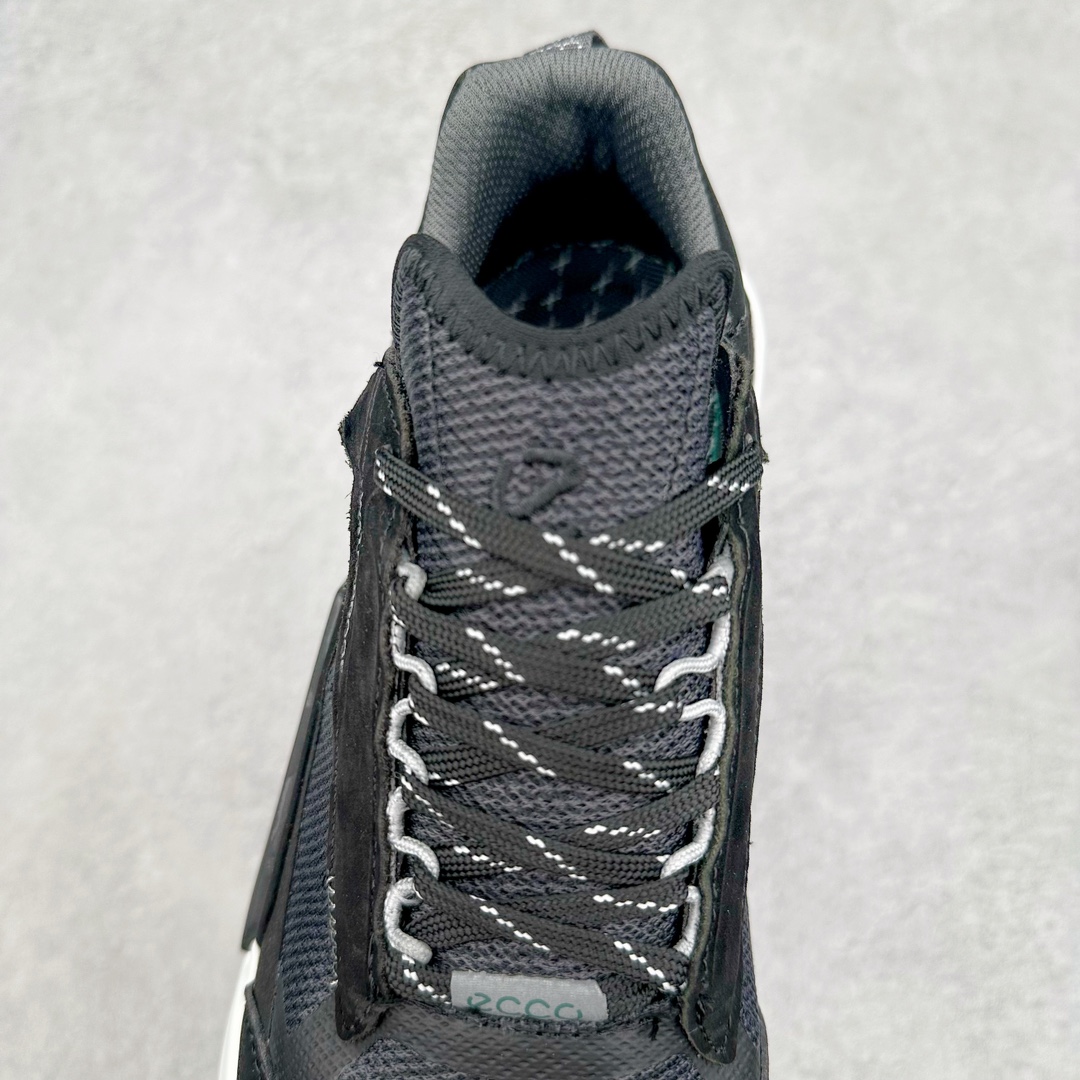 图片[5]-ECCO爱步2024年新款户外鞋防水透气越野跑鞋 健步踪迹系列 鞋面设有GORE-TEX防水薄膜 给你贴心防水保护 防水透气 直接注塑工艺连接鞋面与鞋底 一体成型 合脚稳固 BIOM自然律动科技鞋楦 符合人体工学 长效缓震带来裸足体验 橡胶大底 结合橡胶凸起鞋钉设计 适应多种地形 提供强劲抓地力与耐磨性 稳定支撑 越野无束 尺码：39 40 41 42 43 44（正常码）-选品中心