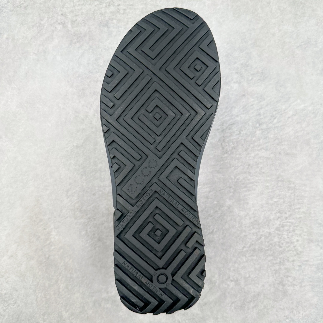 图片[9]-ECCO爱步2024年新款户外鞋防水透气越野跑鞋 健步踪迹系列 鞋面设有GORE-TEX防水薄膜 给你贴心防水保护 防水透气 直接注塑工艺连接鞋面与鞋底 一体成型 合脚稳固 BIOM自然律动科技鞋楦 符合人体工学 长效缓震带来裸足体验 橡胶大底 结合橡胶凸起鞋钉设计 适应多种地形 提供强劲抓地力与耐磨性 稳定支撑 越野无束 尺码：39 40 41 42 43 44（正常码）-选品中心