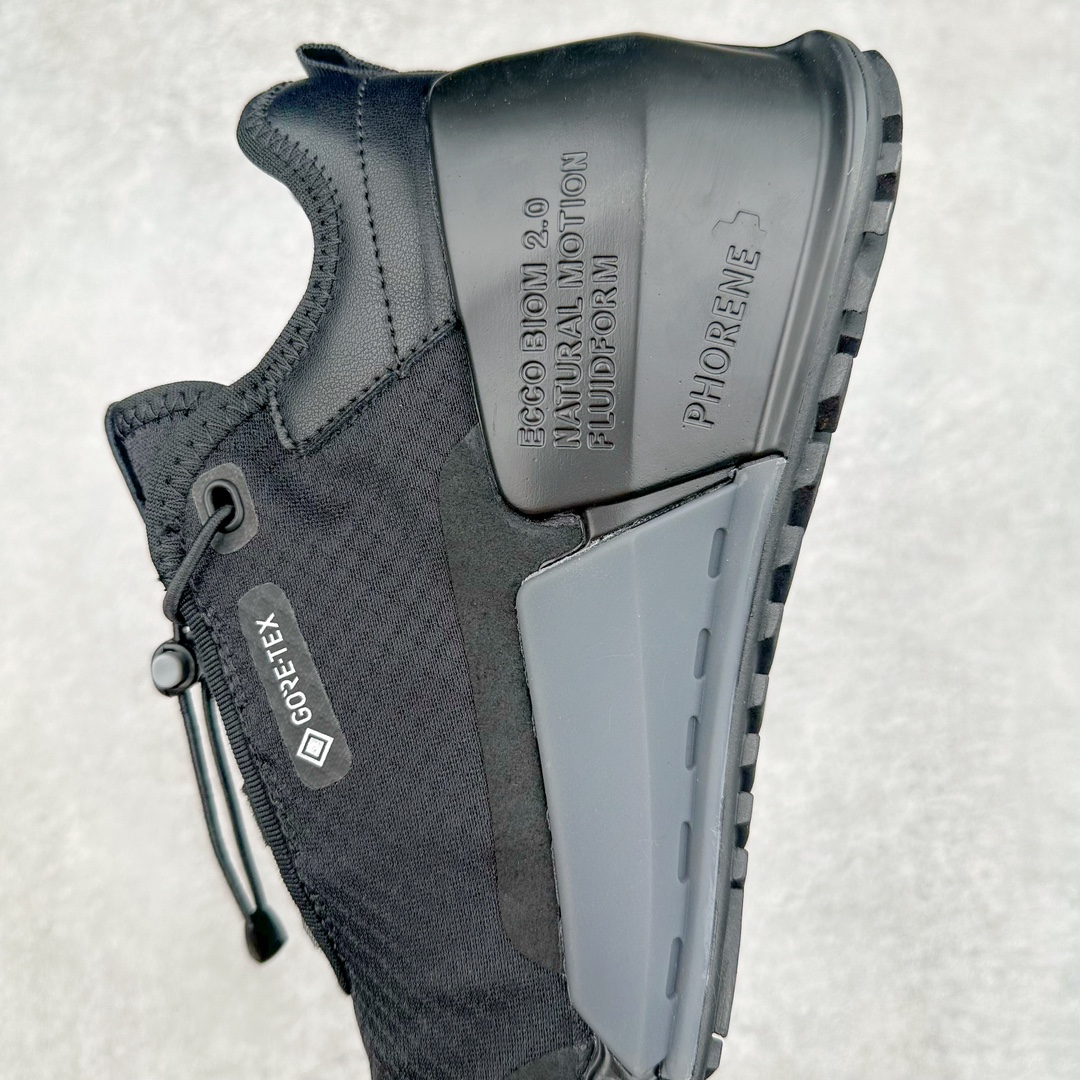 图片[7]-ECCO爱步2024年新款户外鞋防水透气越野跑鞋 健步踪迹系列 鞋面设有GORE-TEX防水薄膜 给你贴心防水保护 防水透气 直接注塑工艺连接鞋面与鞋底 一体成型 合脚稳固 BIOM自然律动科技鞋楦 符合人体工学 长效缓震带来裸足体验 橡胶大底 结合橡胶凸起鞋钉设计 适应多种地形 提供强劲抓地力与耐磨性 稳定支撑 越野无束 尺码：39 40 41 42 43 44（正常码）-选品中心