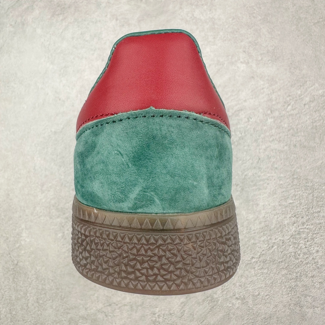 图片[8]-AD Originals Handball SPZL 手球运动员系列百搭休闲运动板鞋 GX6989 这款来自阿迪达斯的这款HANDBALL SPZL前身是一双手球运动鞋，这一次拿来复刻，所以鞋面的主要色彩选用了黑色， 鞋面外侧除了Spezial字母之外还有三叶草标志。Handball SPZL作为复古手球训练鞋与作为室内足球鞋的Samba有着异曲同工之处，但是质感更为出众的鞋身以及丰富的配色选择比起Samba来讲可以说是更胜一筹了！尺码：36 36⅔ 37⅓ 38 38⅔ 39⅓ 40 40⅔ 41⅓ 42 42⅔ 43⅓ 44 45-选品中心