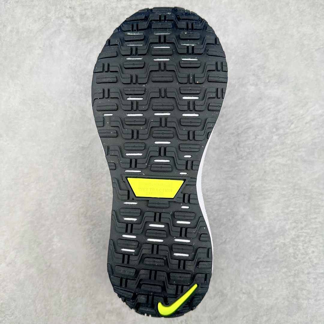 图片[9]-NK Infinity Run 4 Gore-Tex 耐克防水公路助力畅跑鞋 FB2204-001 鞋身融入 GORE-TEX 防水层 搭配柔软鞋口在下雨时帮助双足保持干爽舒适 结合 NK ReactX 泡绵提供高出 React 泡绵 13% 的能量回馈 尺码：36 36.5 37.5 38 38.5 39 40 40.5 41.5 42 42.5 43 44 44.5 45-选品中心