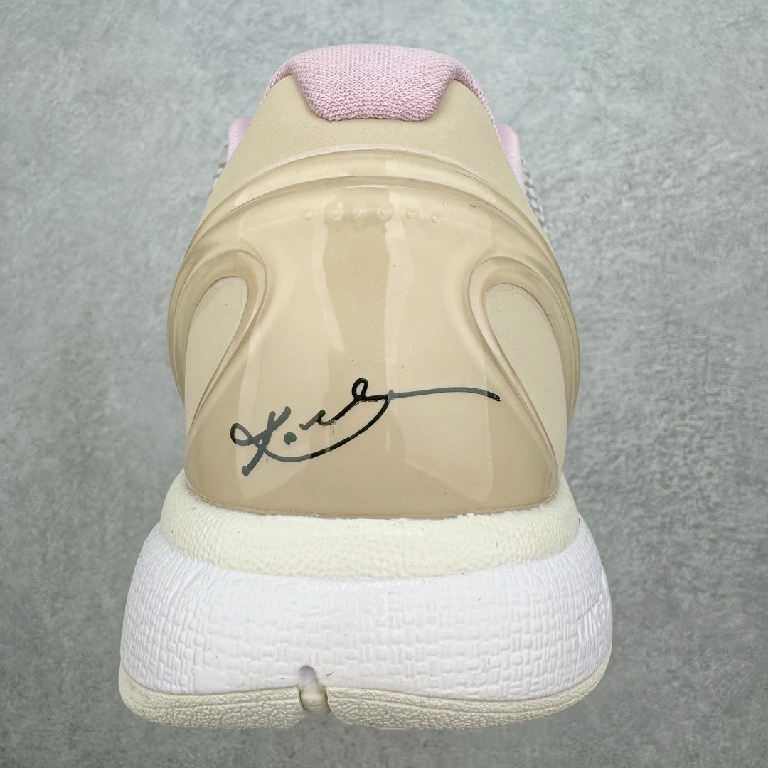 图片[8]-＃K1 NK Zoom Kobe 6 科比六代签名实战篮球鞋 灰粉 PE2024-001 欧美外贸平台特供版 全网唯一开发至49.5 50.5码 主攻中端市场 全套原纸板楦头开发 确保原汁原味 完美呈现版型 一比一鞋头弧度高度鞋身弧度 细节品控鞋型完美 原厂TPU网格鞋带扣 正确内里网布 前后气垫加持 信仰绝不减配 全鞋身材料卡色独家定制 SWOOSH 蛇鳞 正确珠光效果（内嵌珍珠粉）独家前掌Zoom Turbo 后掌马蹄Zoom缓震 内置全真动态飞线 独家复刻U型缓震垫带独立钢印 十年情怀 这里完美落地 一个月独家售后 为实战保驾护航 尺码：39 40 40.5 41 42 42.5 43 44 44.5 45 45.5 46 47.5 48.5 49.5 50.5-选品中心