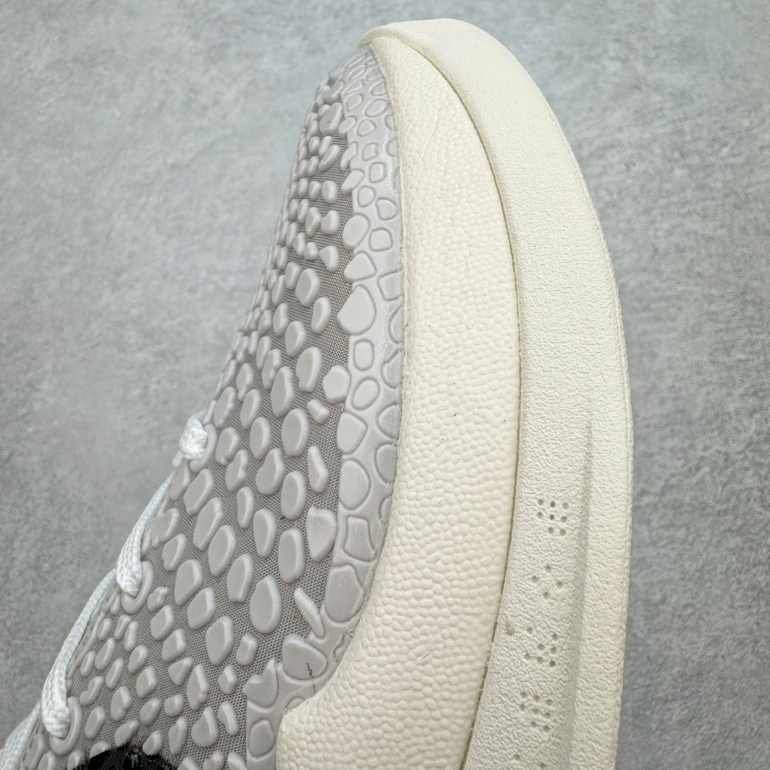 图片[15]-＃K1 NK Zoom Kobe 6 科比六代签名实战篮球鞋 灰粉 PE2024-001 欧美外贸平台特供版 全网唯一开发至49.5 50.5码 主攻中端市场 全套原纸板楦头开发 确保原汁原味 完美呈现版型 一比一鞋头弧度高度鞋身弧度 细节品控鞋型完美 原厂TPU网格鞋带扣 正确内里网布 前后气垫加持 信仰绝不减配 全鞋身材料卡色独家定制 SWOOSH 蛇鳞 正确珠光效果（内嵌珍珠粉）独家前掌Zoom Turbo 后掌马蹄Zoom缓震 内置全真动态飞线 独家复刻U型缓震垫带独立钢印 十年情怀 这里完美落地 一个月独家售后 为实战保驾护航 尺码：39 40 40.5 41 42 42.5 43 44 44.5 45 45.5 46 47.5 48.5 49.5 50.5-选品中心