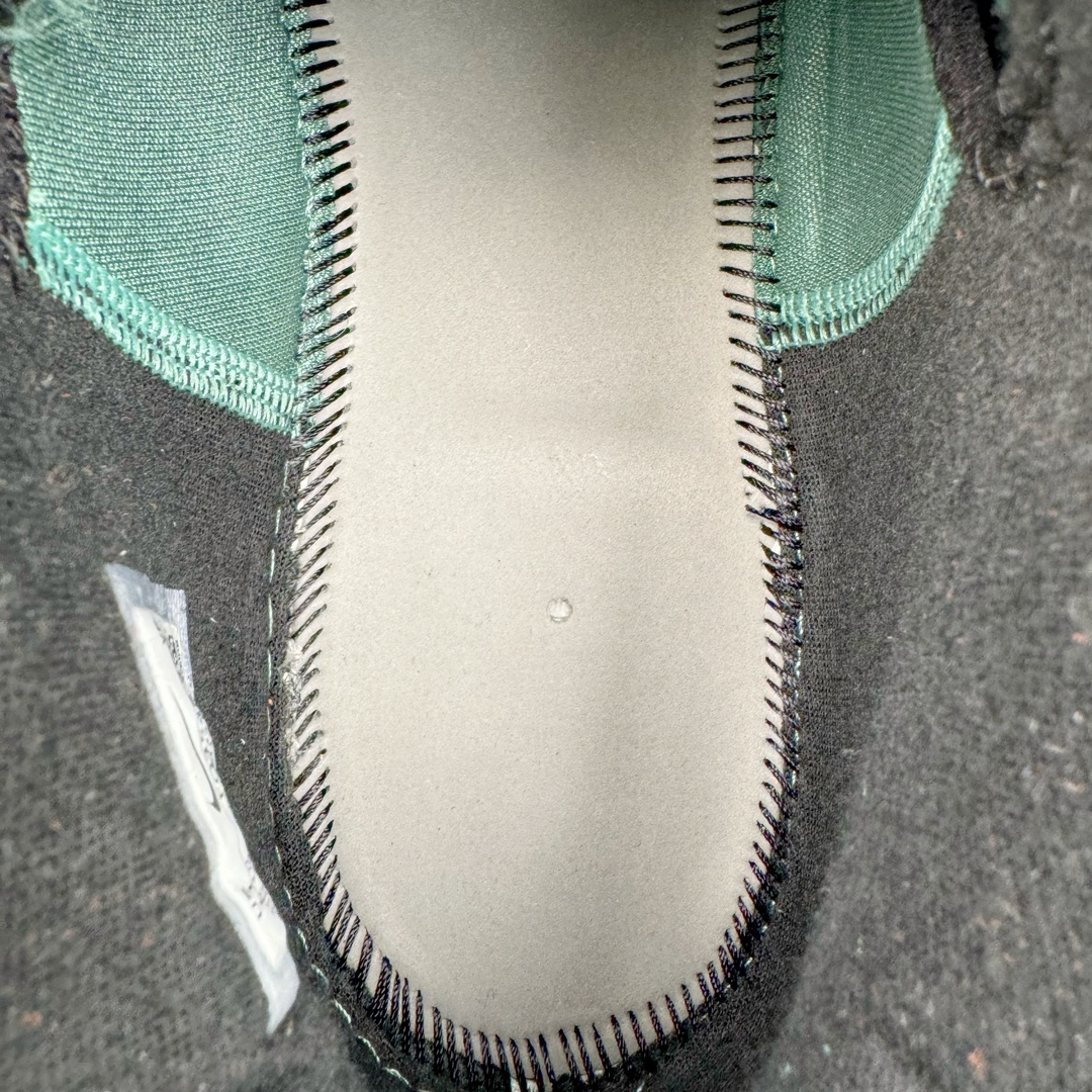 图片[15]-＃H12纯原 NK Zoom Kobe 4 Protro 科比四代 电镀银绿色 FQ3545-300 市场唯一完美复刻公司货版本 Phylon泡棉中底 后跟搭载Air Zoom马蹄气垫 真正的原汁原味 还原ZP脚感 全身鞋材卡料色独家定制 唯一正确鞋身反光效果 原厂压印工艺 立体感十足 内置全真动态飞线 独立原厂模具 首批不拼图大几率过验 亲测已过 支持各种高强度实战 无需担心 补货周期极长 脚宽建议买大半码 科比系列前掌偏窄 支持七天无理由退换 尺码： 41 42 42.5 43 44 44.5 45 46 47.5 48.5-选品中心