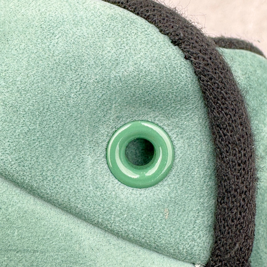 图片[12]-＃H12纯原 NK Zoom Kobe 4 Protro 科比四代 电镀银绿色 FQ3545-300 市场唯一完美复刻公司货版本 Phylon泡棉中底 后跟搭载Air Zoom马蹄气垫 真正的原汁原味 还原ZP脚感 全身鞋材卡料色独家定制 唯一正确鞋身反光效果 原厂压印工艺 立体感十足 内置全真动态飞线 独立原厂模具 首批不拼图大几率过验 亲测已过 支持各种高强度实战 无需担心 补货周期极长 脚宽建议买大半码 科比系列前掌偏窄 支持七天无理由退换 尺码： 41 42 42.5 43 44 44.5 45 46 47.5 48.5-选品中心